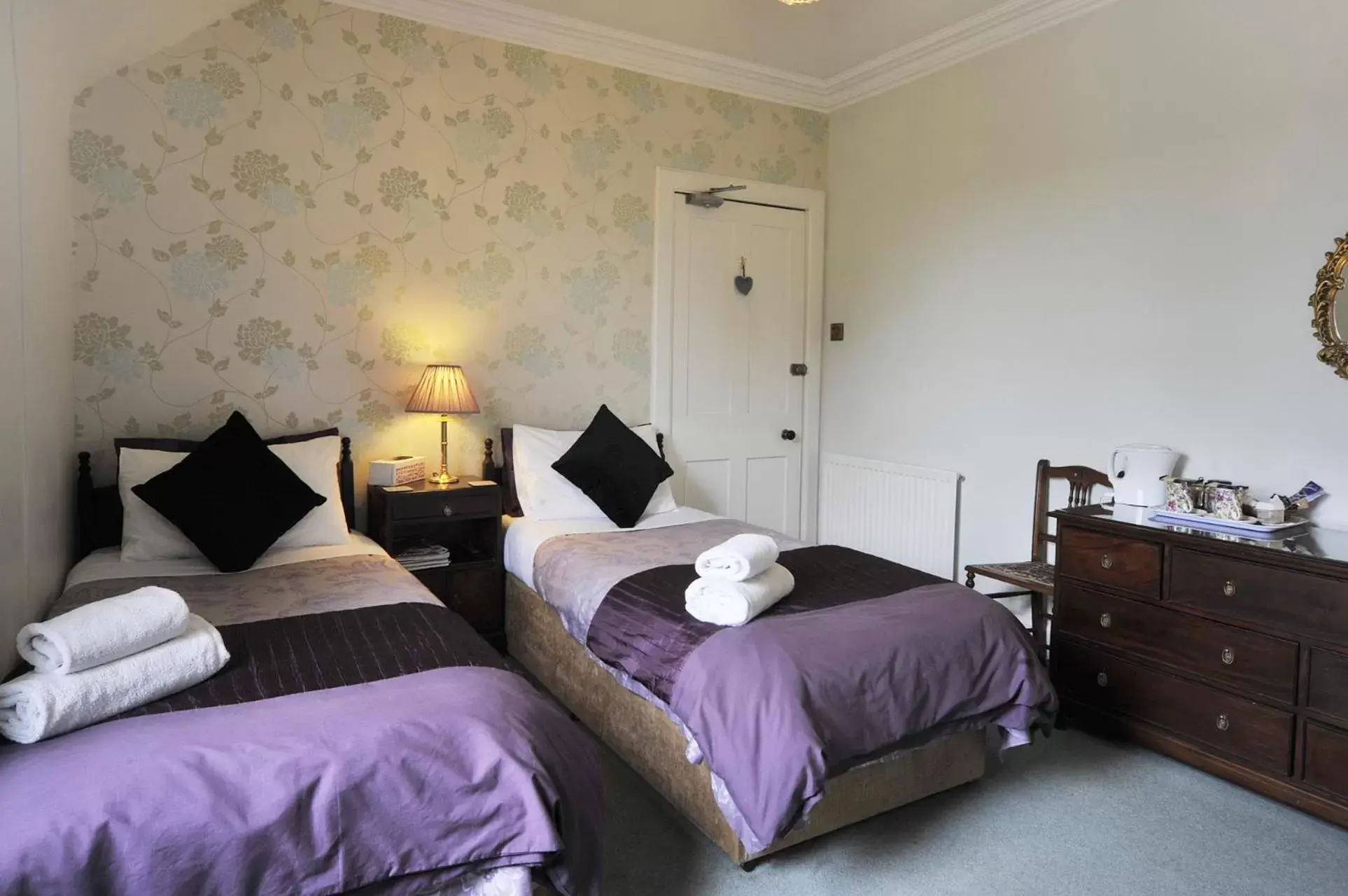 Bedroom, Bed in Dunallan Guest House