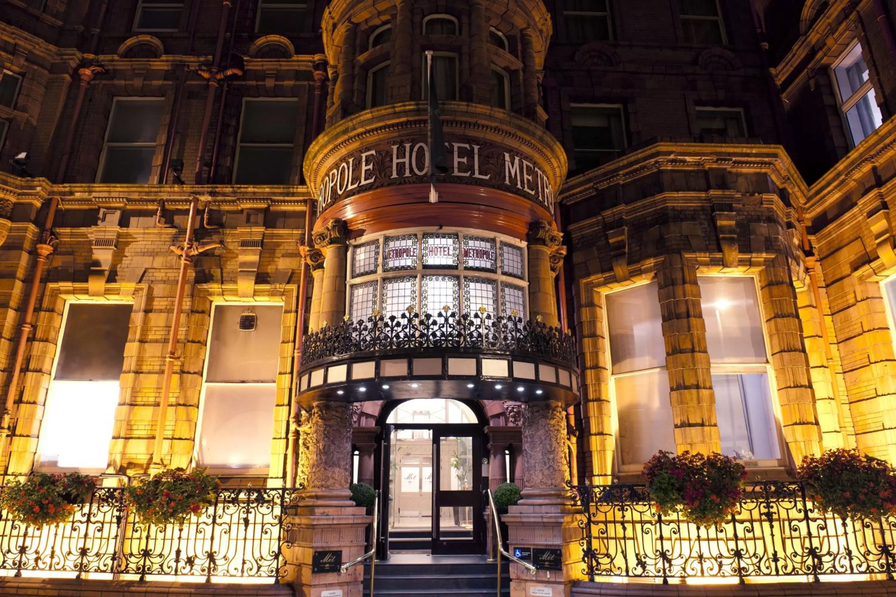 Twin Room  in The Met Hotel Leeds - Newly Refurbished