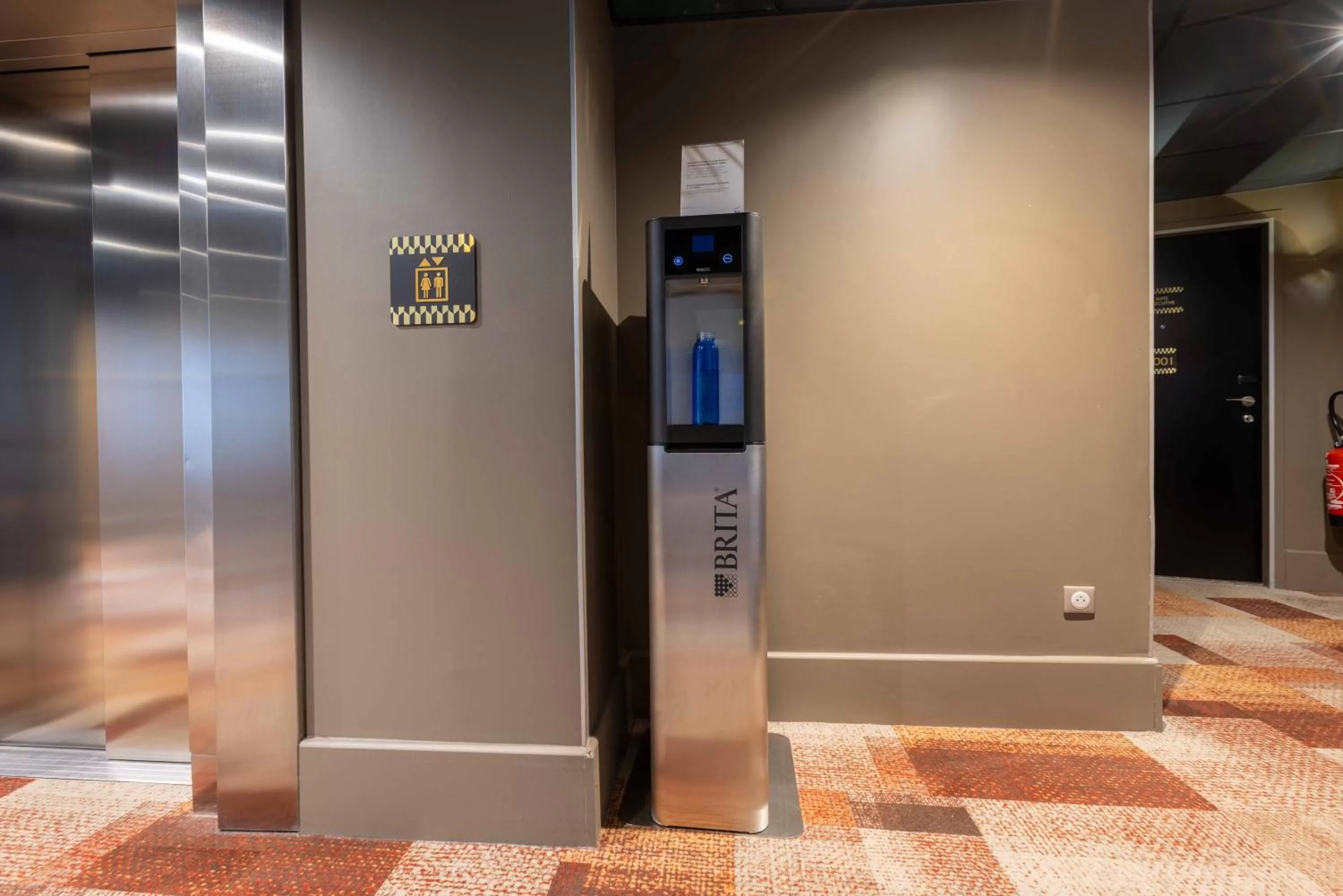 Property building in Novotel Suites Paris Expo Porte de Versailles