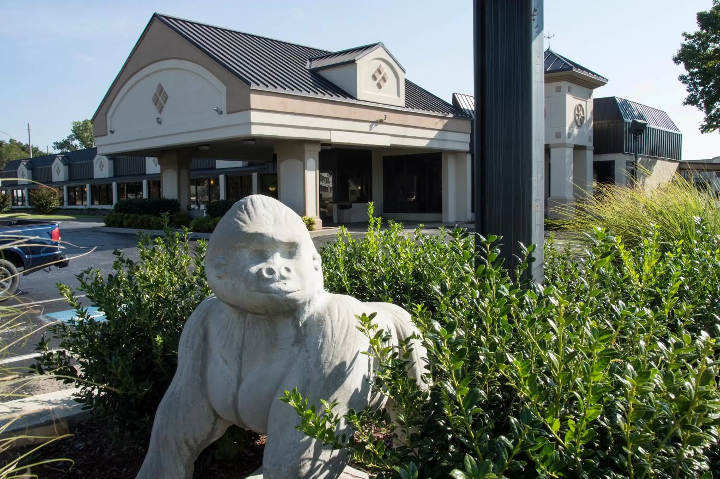 Bird's eye view, Property Building in Lamplighter Inn & Suites Pittsburg Bird's eye view, Property Building in Lamplighter Inn & Suites Pittsburg