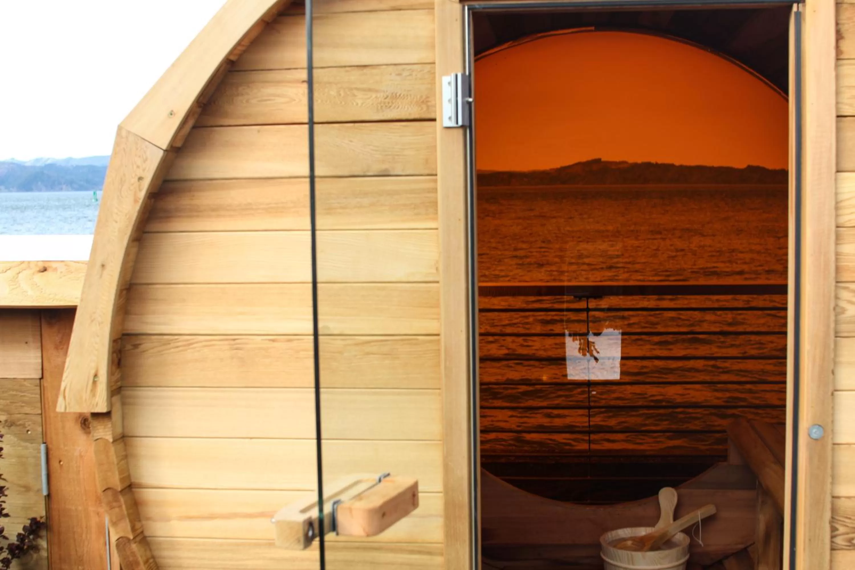 Sauna in Bowline Hotel