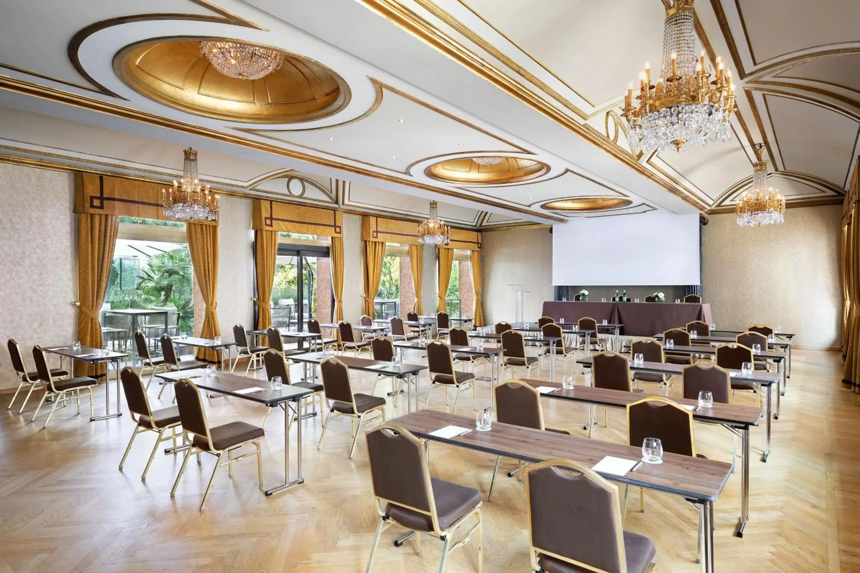 Meeting/conference room in The Westin Palace, Milan