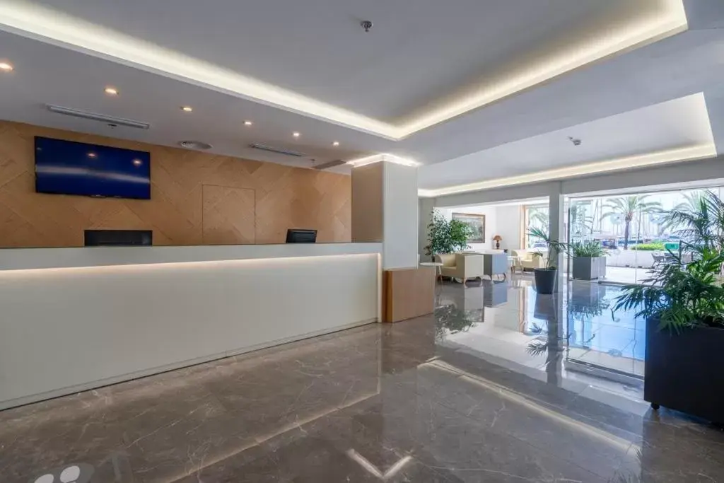 Lobby or reception in Hotel Mirador Lobby or reception in Hotel Mirador