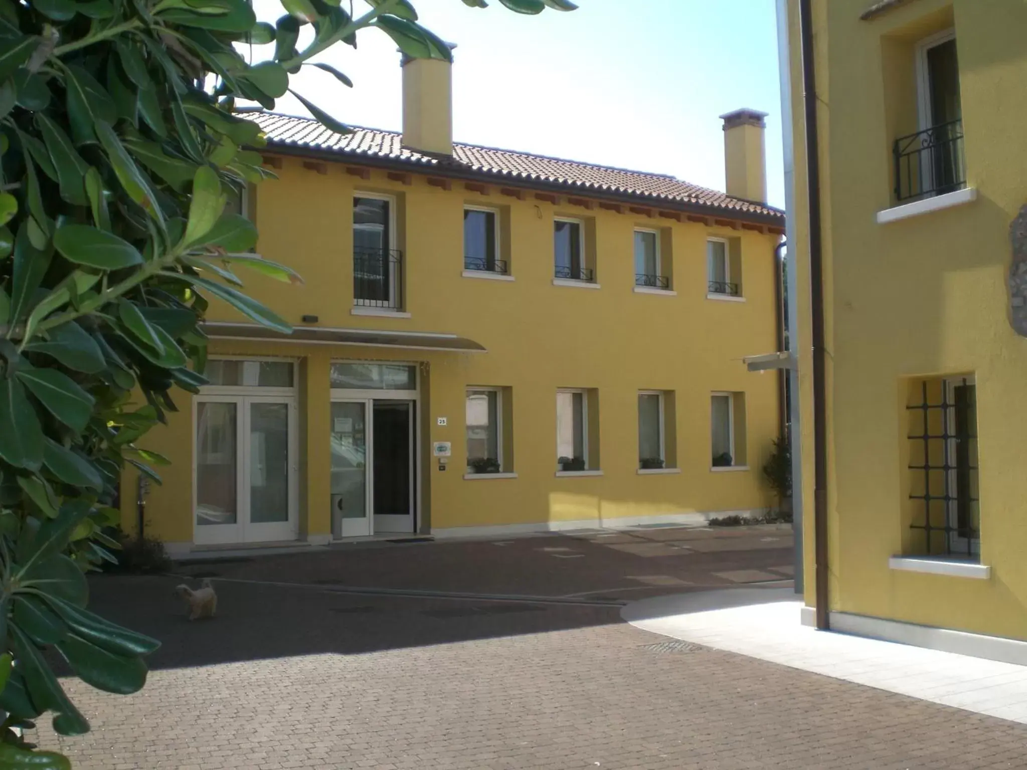 Facade/entrance, Property Building in Hotel C25