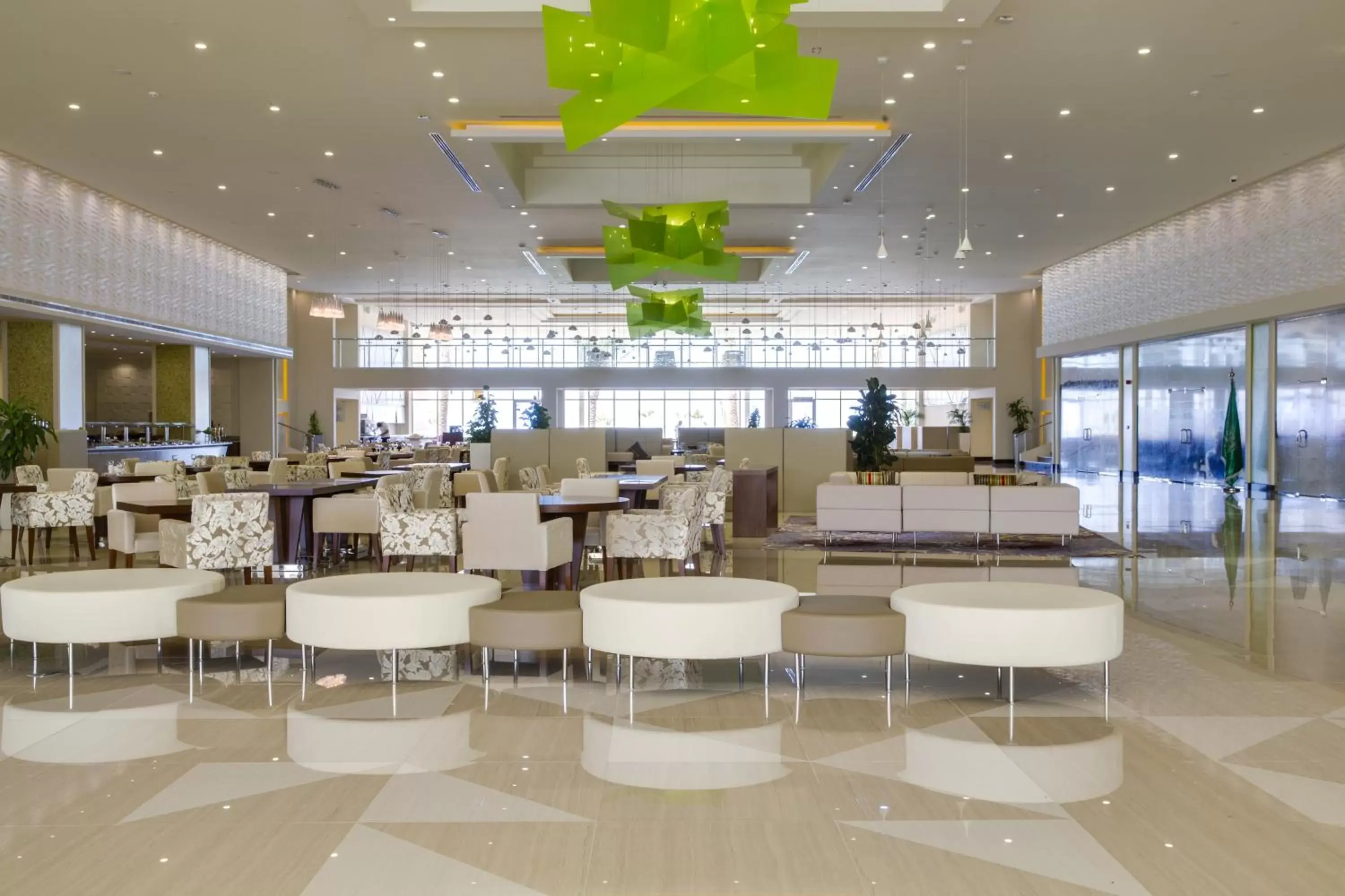 Lobby or reception, Restaurant/Places to Eat in Radisson Blu Resort Jizan