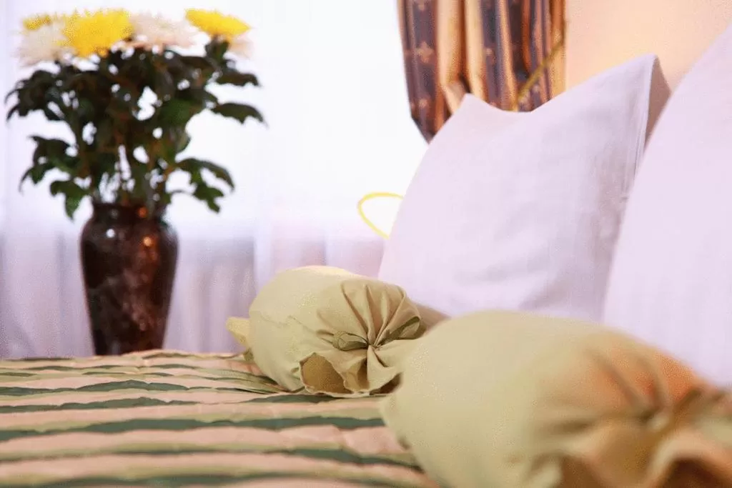 Bed in Hotel Central Inn am Hauptbahnhof Pension