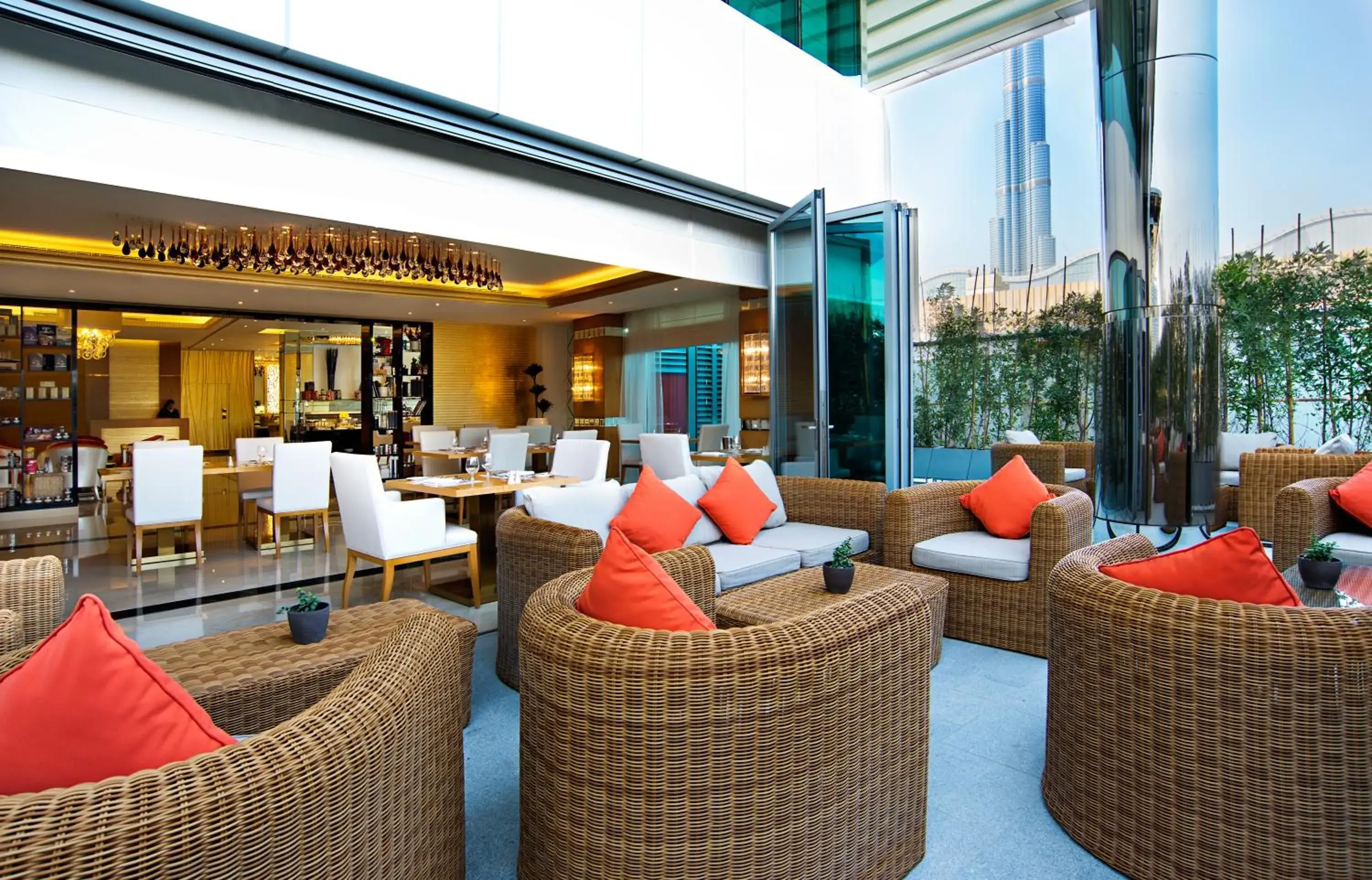Restaurant/places to eat, Lounge/Bar in Damac Maison Dubai Mall Street
