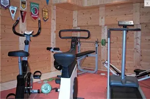 Fitness centre/facilities, Fitness Center/Facilities in Hôtel Les Glaciers