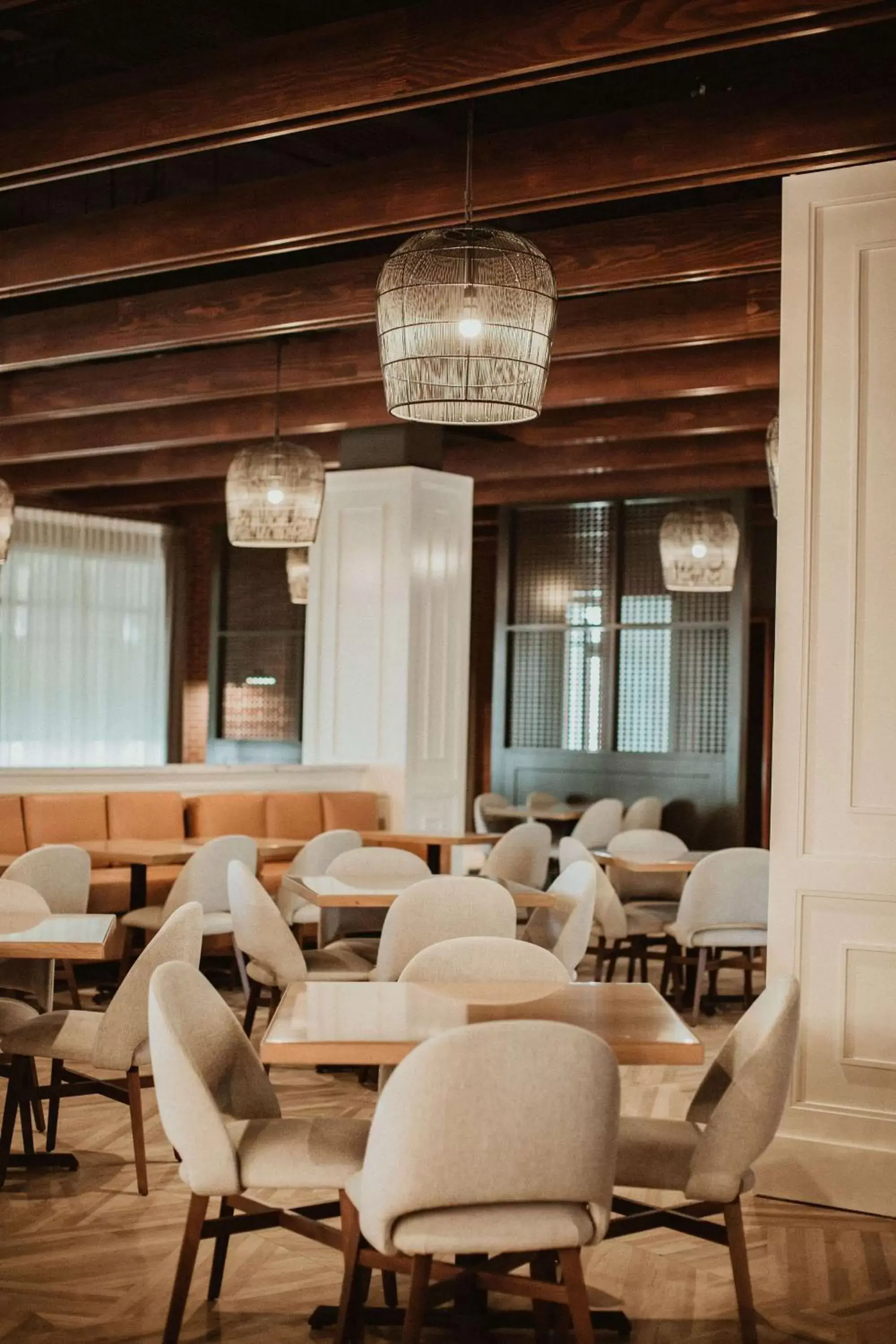 Restaurant/places to eat in The Chattanoogan Hotel, Curio Collection By Hilton Restaurant/places to eat in The Chattanoogan Hotel, Curio Collection By Hilton