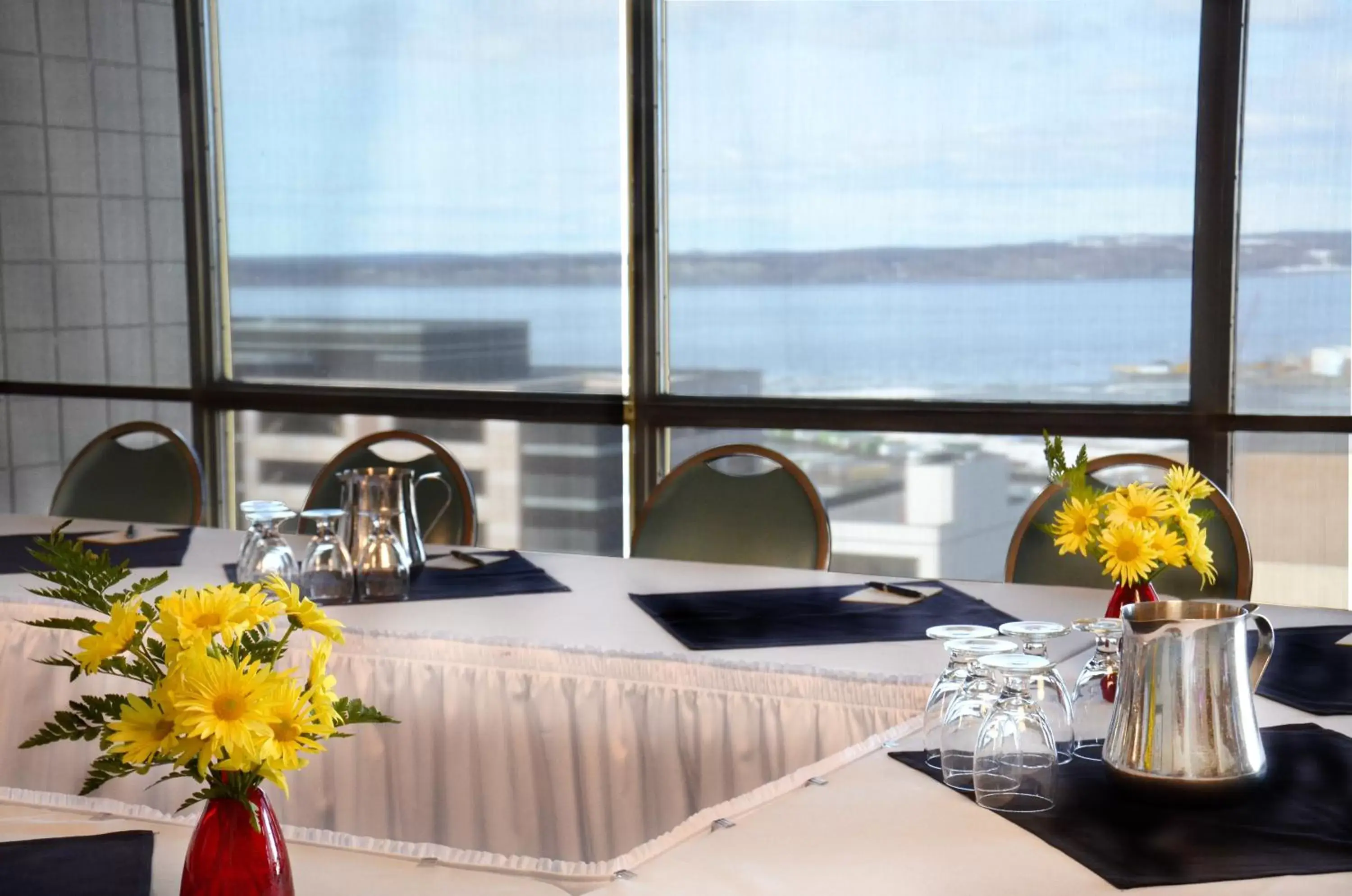 Business facilities, Restaurant/Places to Eat in Westmark Anchorage Hotel