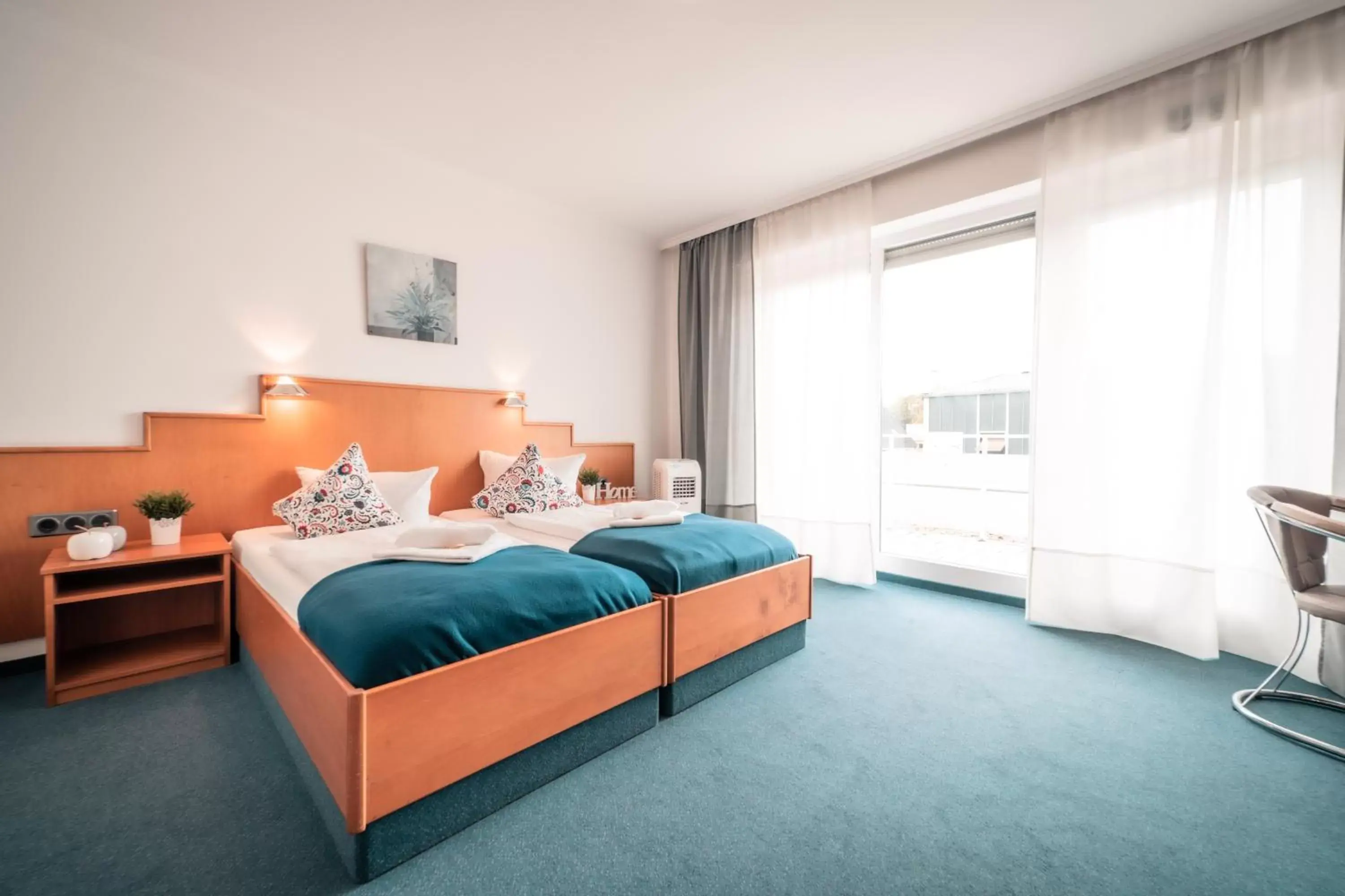 Standard Double Room - single occupancy in Airport Lounge Hotel Düsseldorf Standard Double Room - single occupancy in Airport Lounge Hotel Düsseldorf