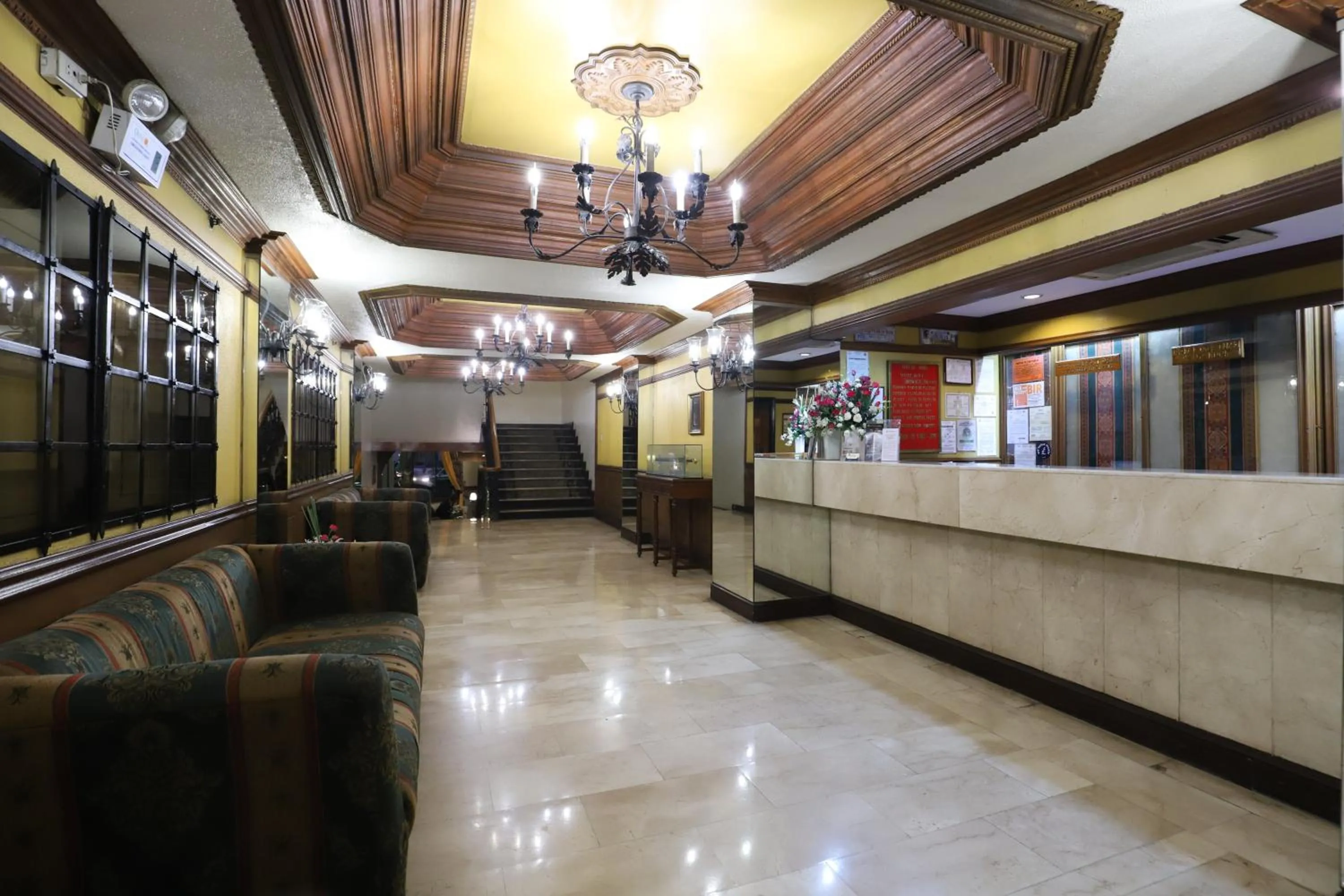 Lobby or reception in Camelot Hotel