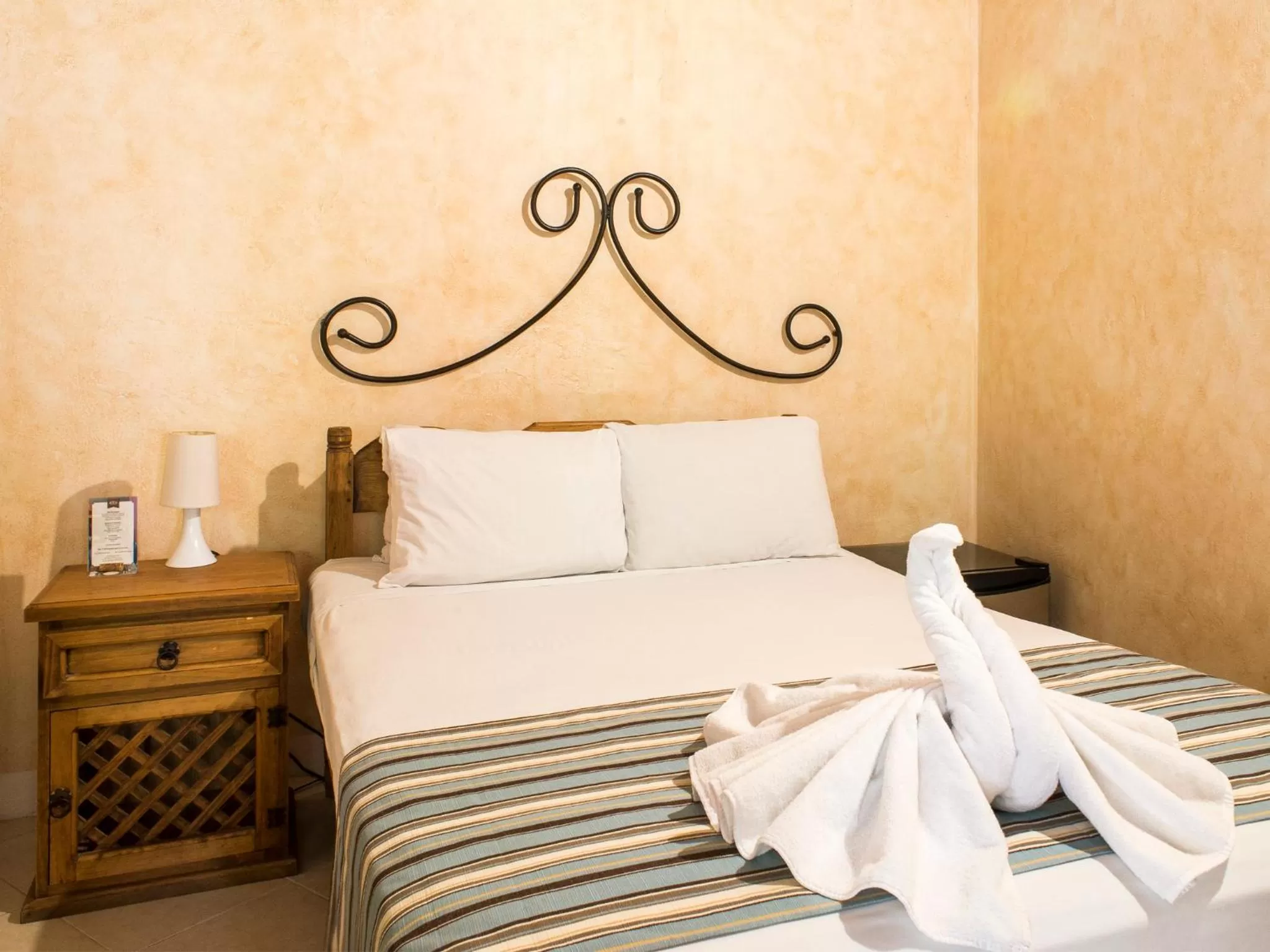 Photo of the whole room, Bed in Hotel Barrio Latino