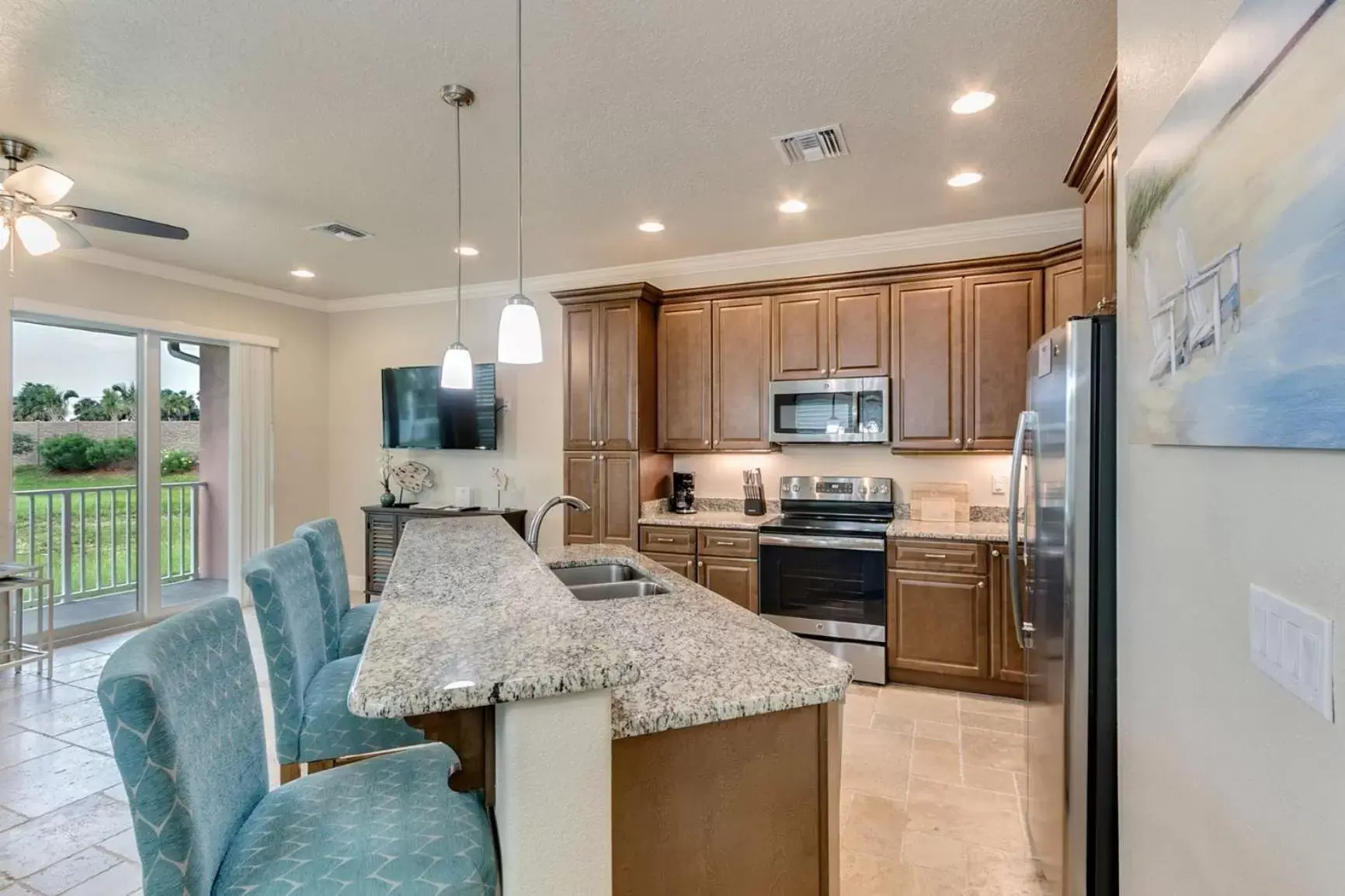 Kitchen/Kitchenette in Cape Crossing Resort & Marina