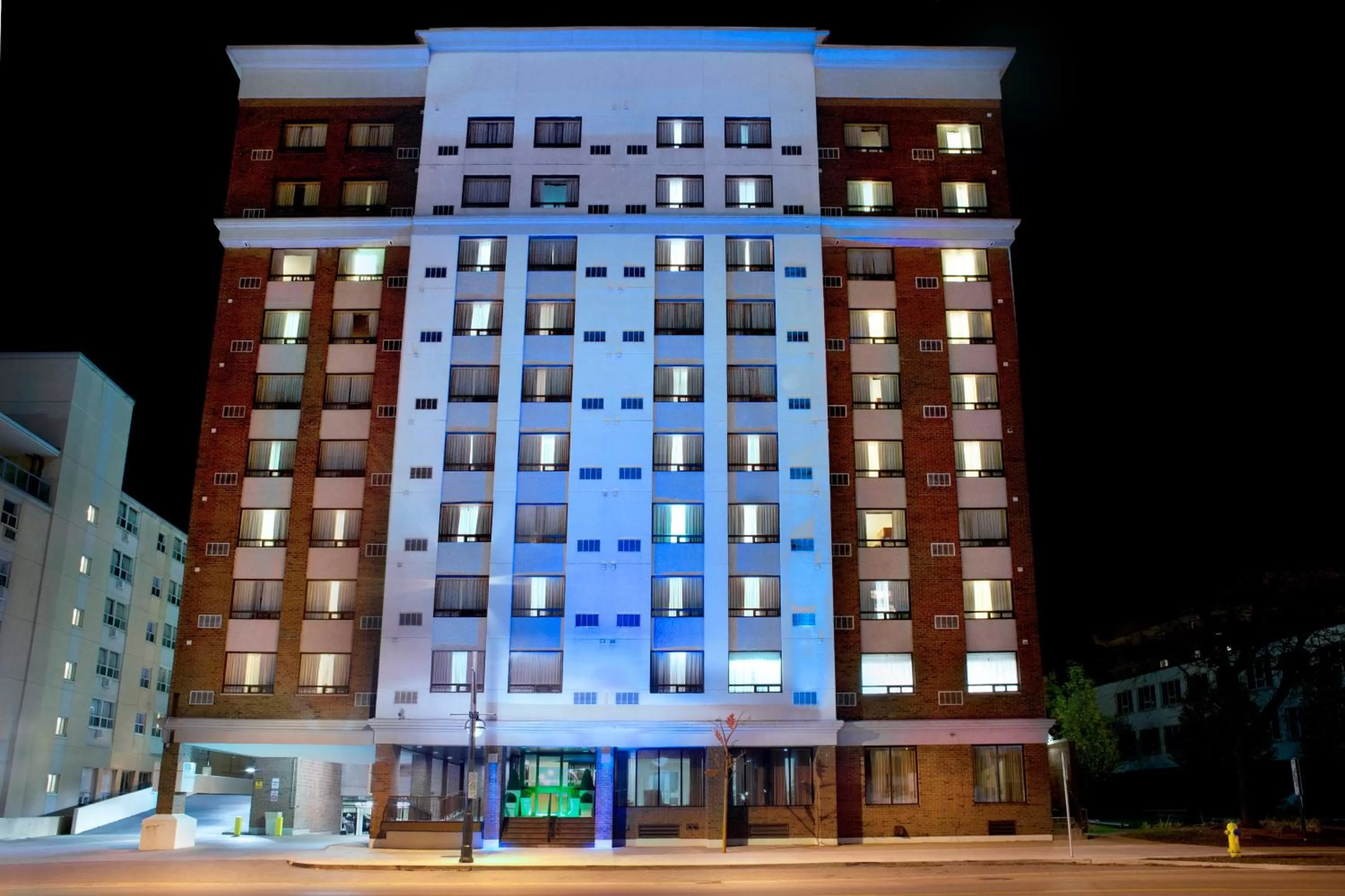 Sandman Hotel & Suites London Downtown