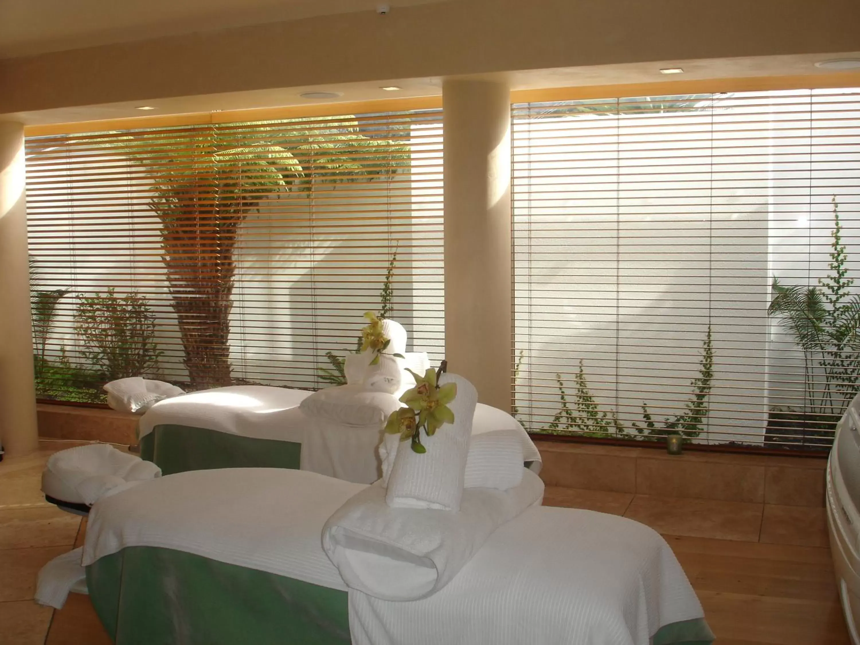 Massage in Paihia Beach Resort & Spa Hotel