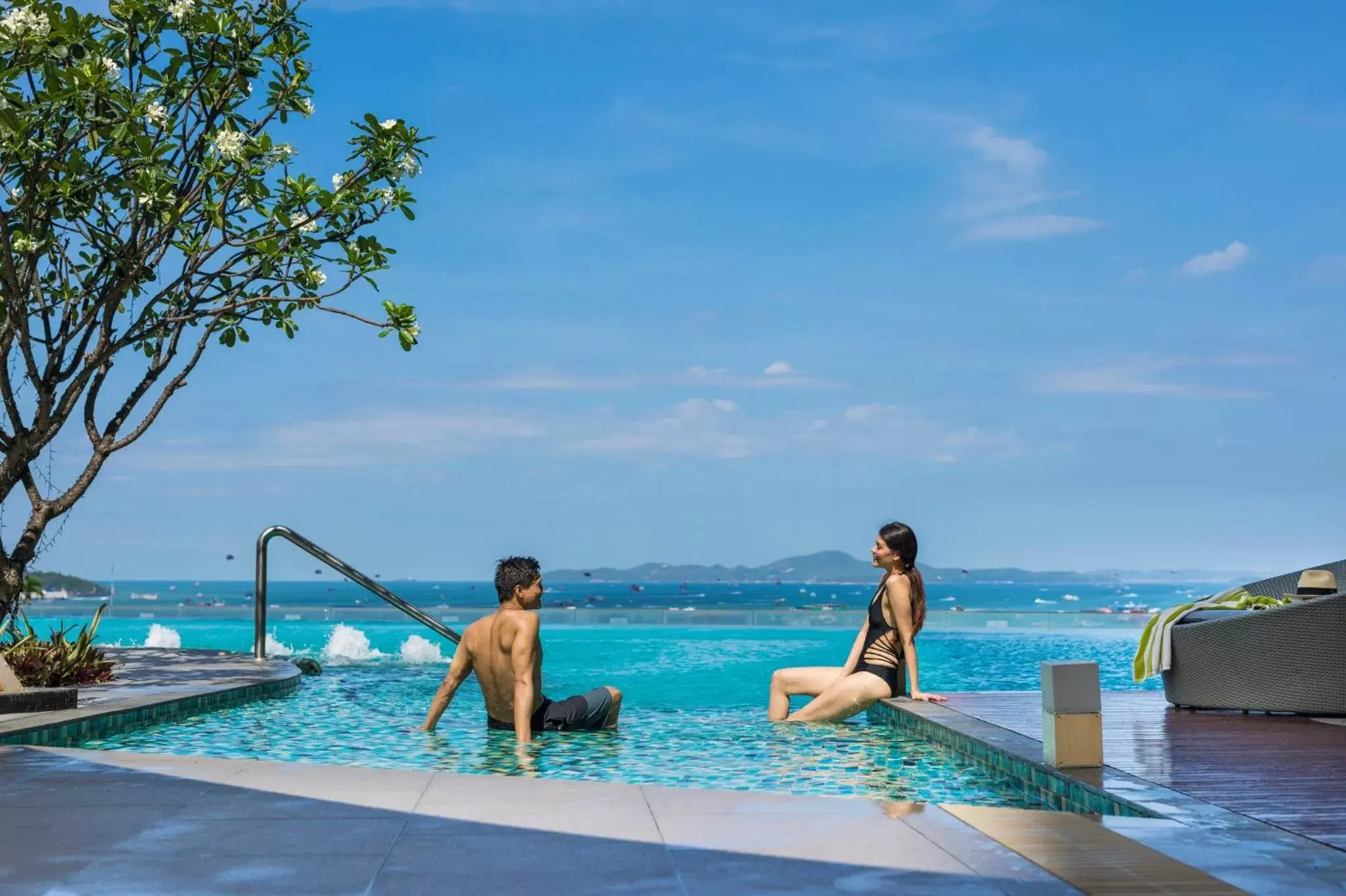 Swimming Pool in Holiday Inn Pattaya, an IHG Hotel
