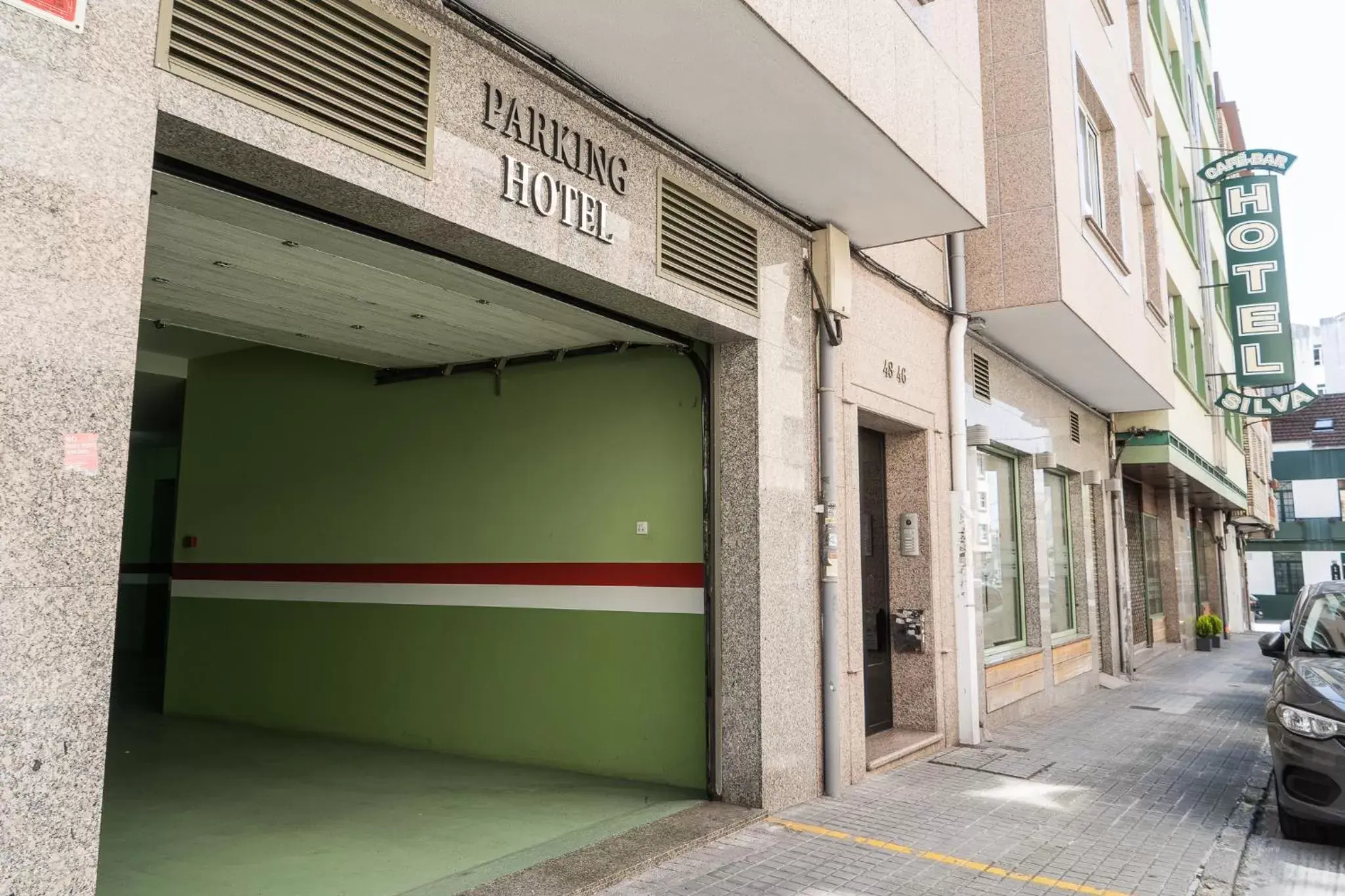 Parking in Hotel Silva