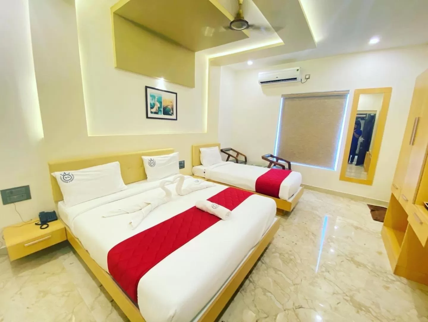 Comfort Triple Room in Hotel Sangeeth Palace