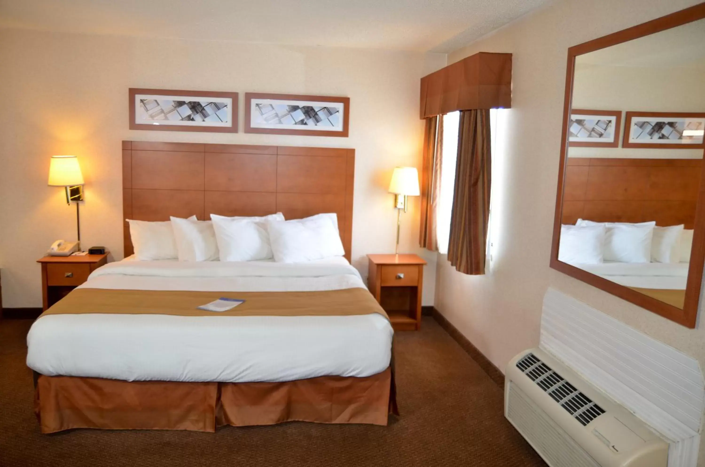 Bed in Baymont by Wyndham Port Huron Bed in Baymont by Wyndham Port Huron