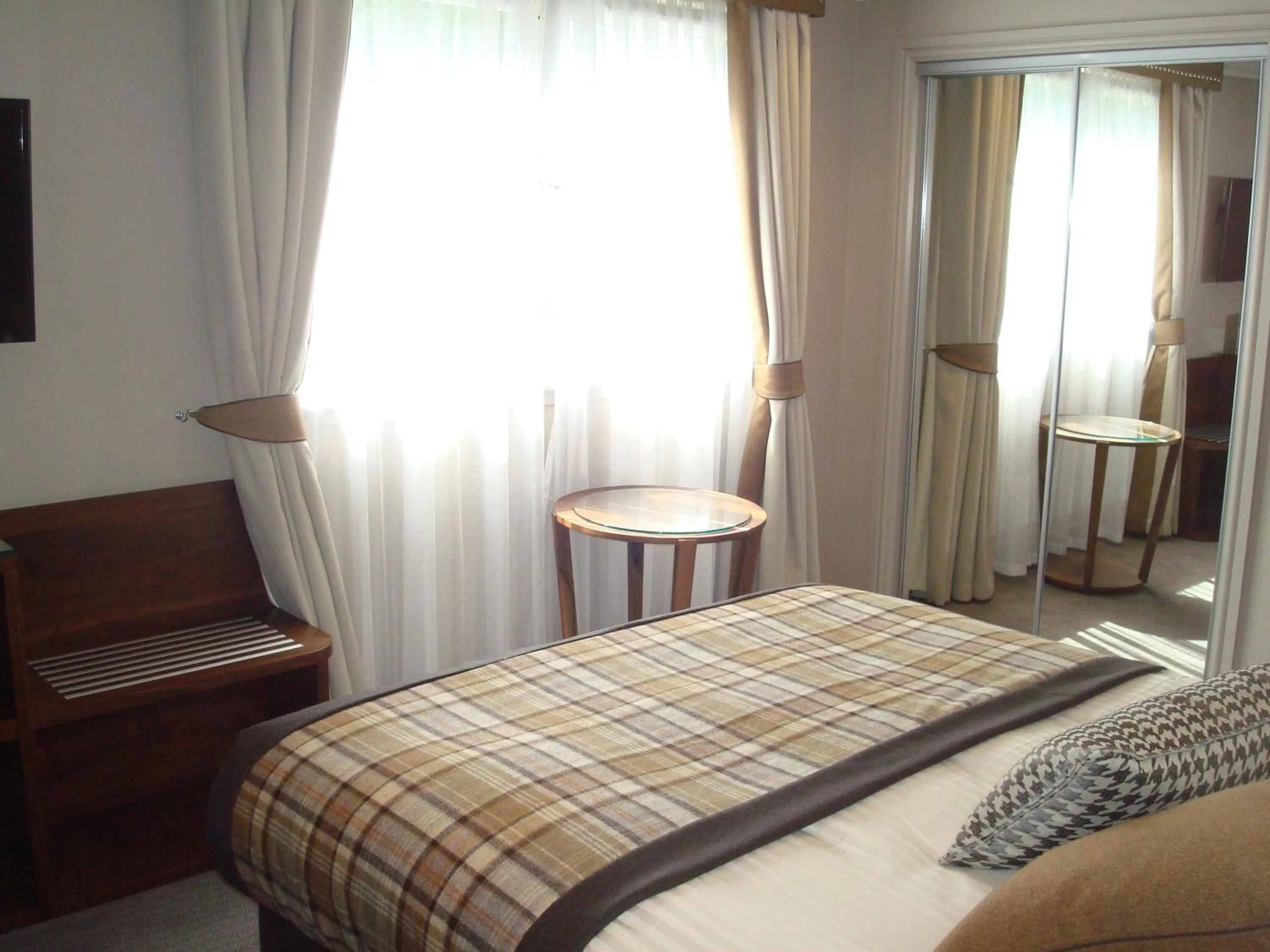 Bed in Cruachan Hotel