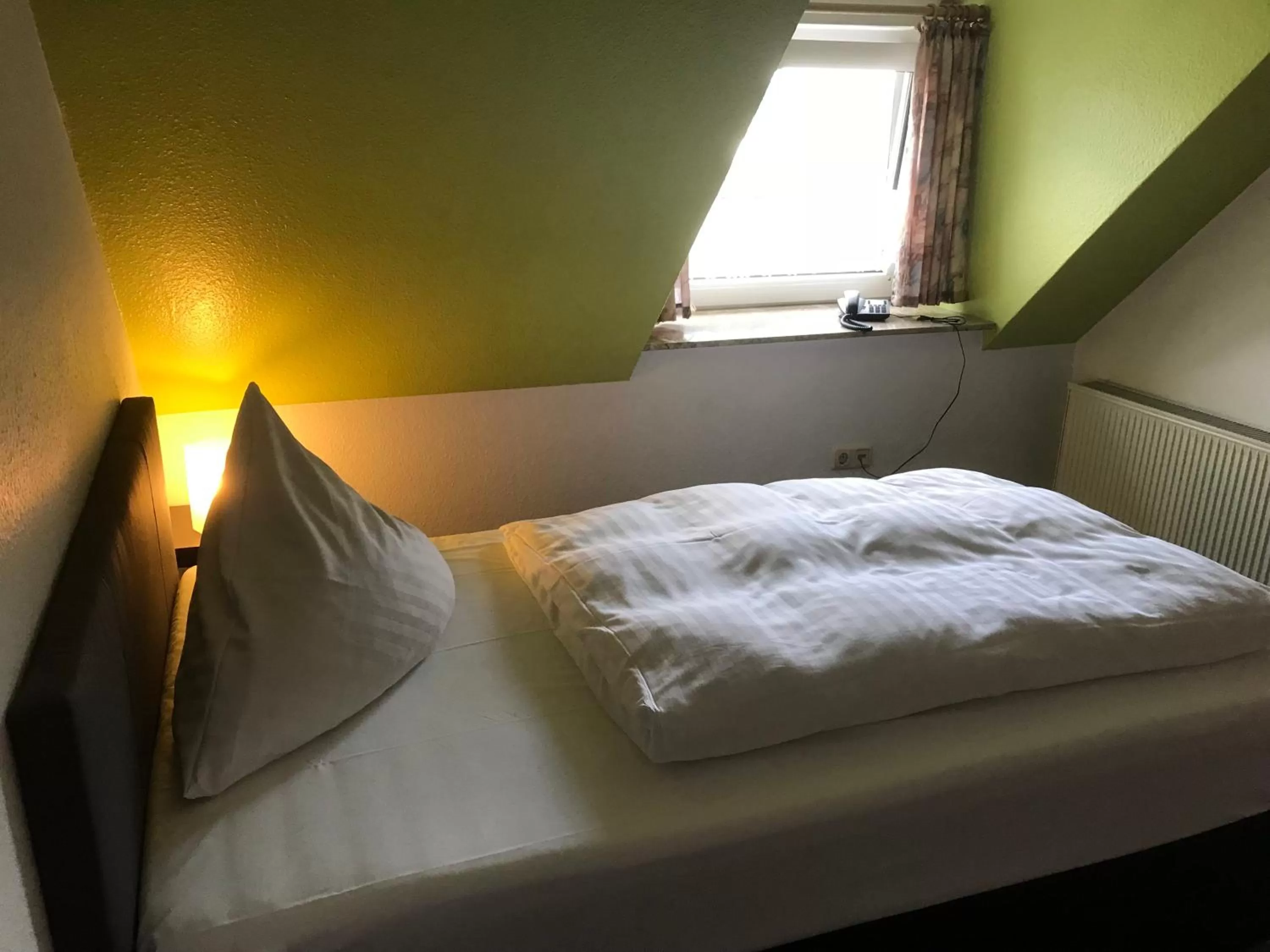 Photo of the whole room, Bed in Hotel am Maibaum