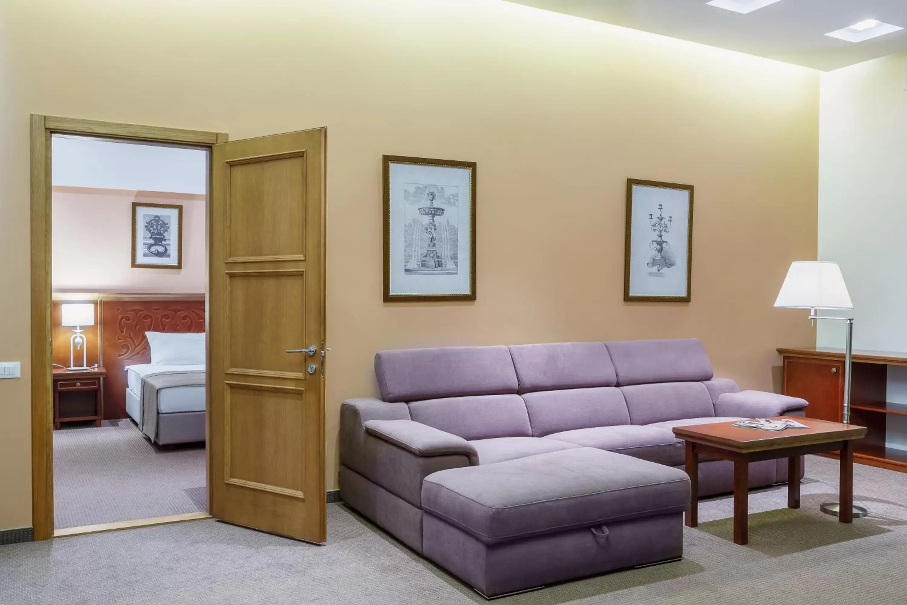 Living room, Bed in Alarus Luxe Hotel Living room, Bed in Alarus Luxe Hotel