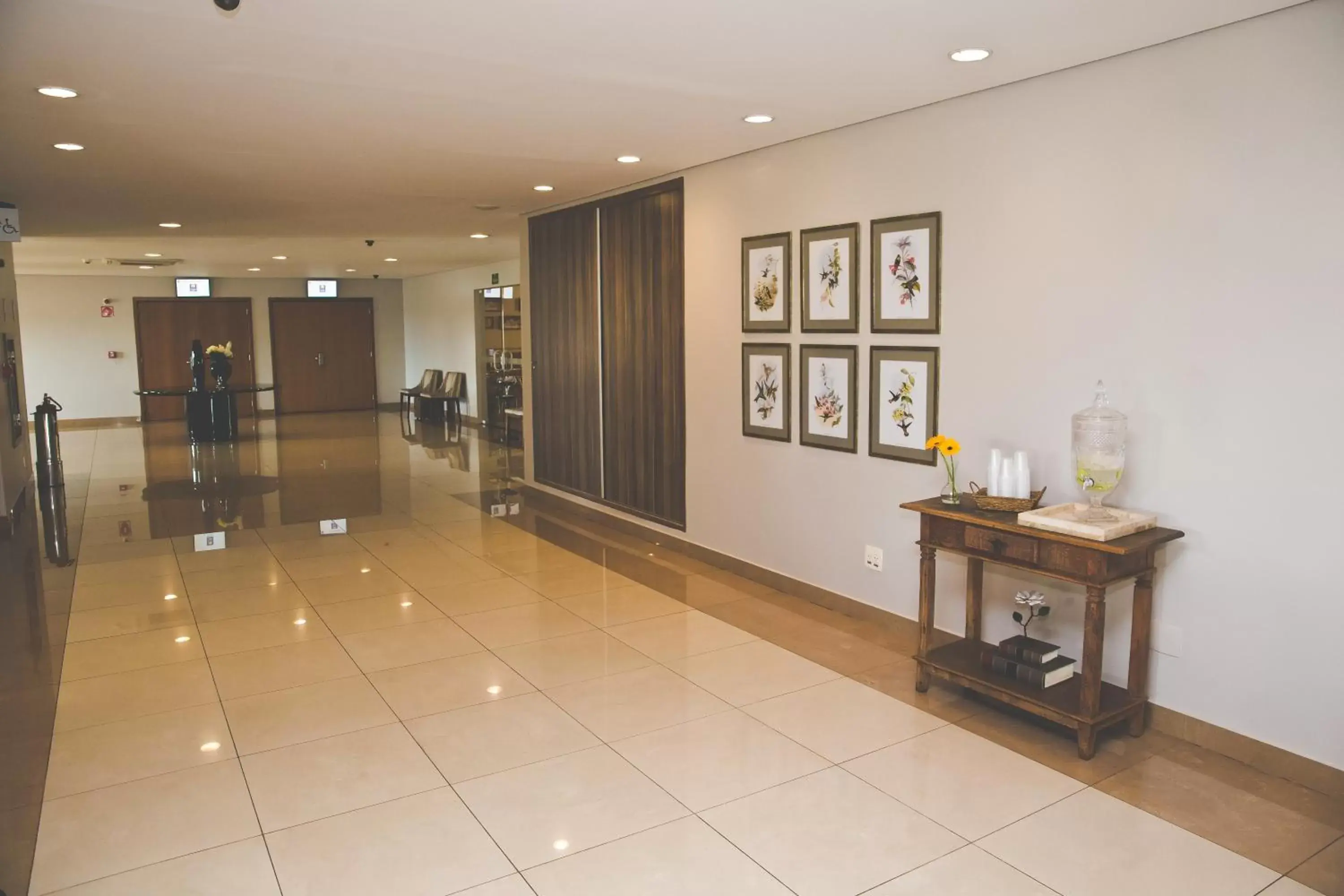 Floor plan, Lobby/Reception in Comfort Hotel Araraquara