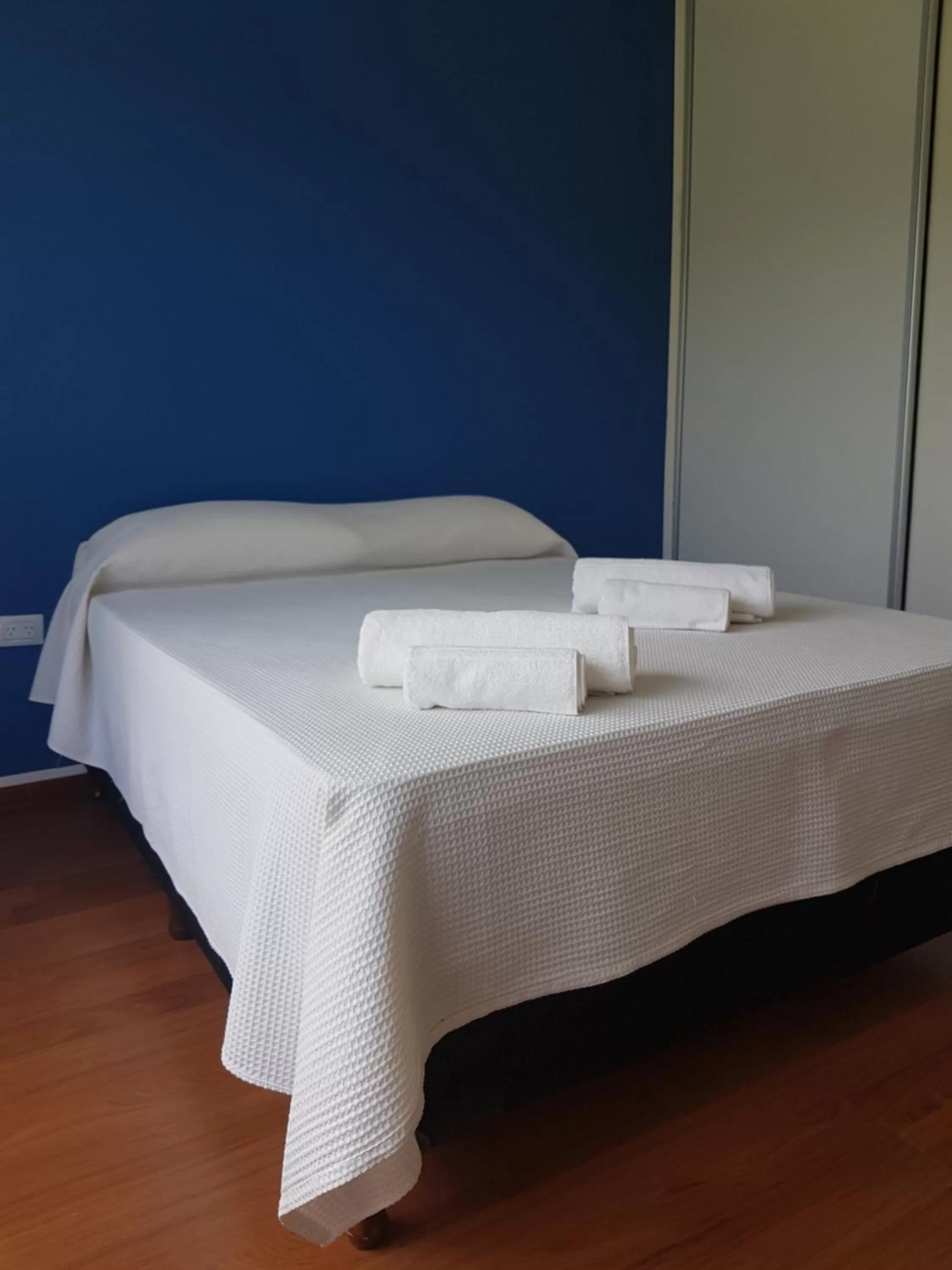 Bed in Apart Porto del Sol by CPH
