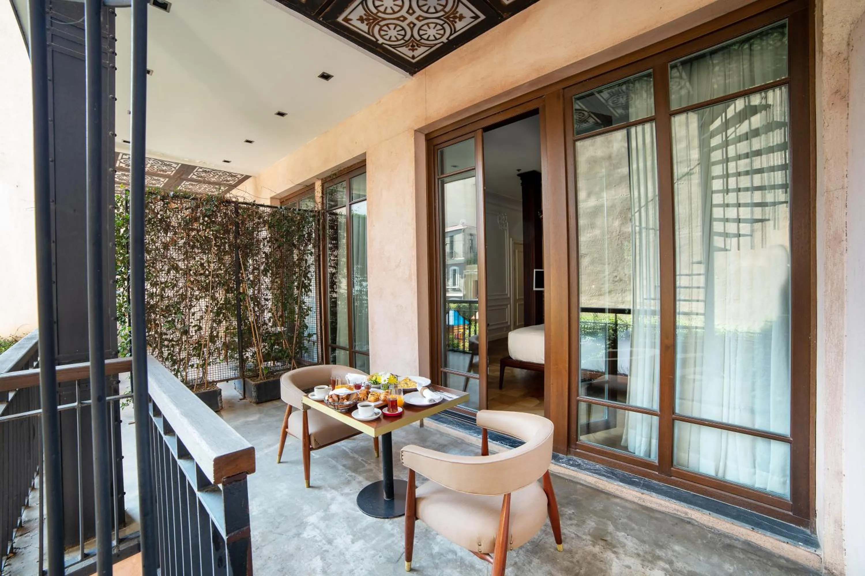 Day in Georges Hotel Galata