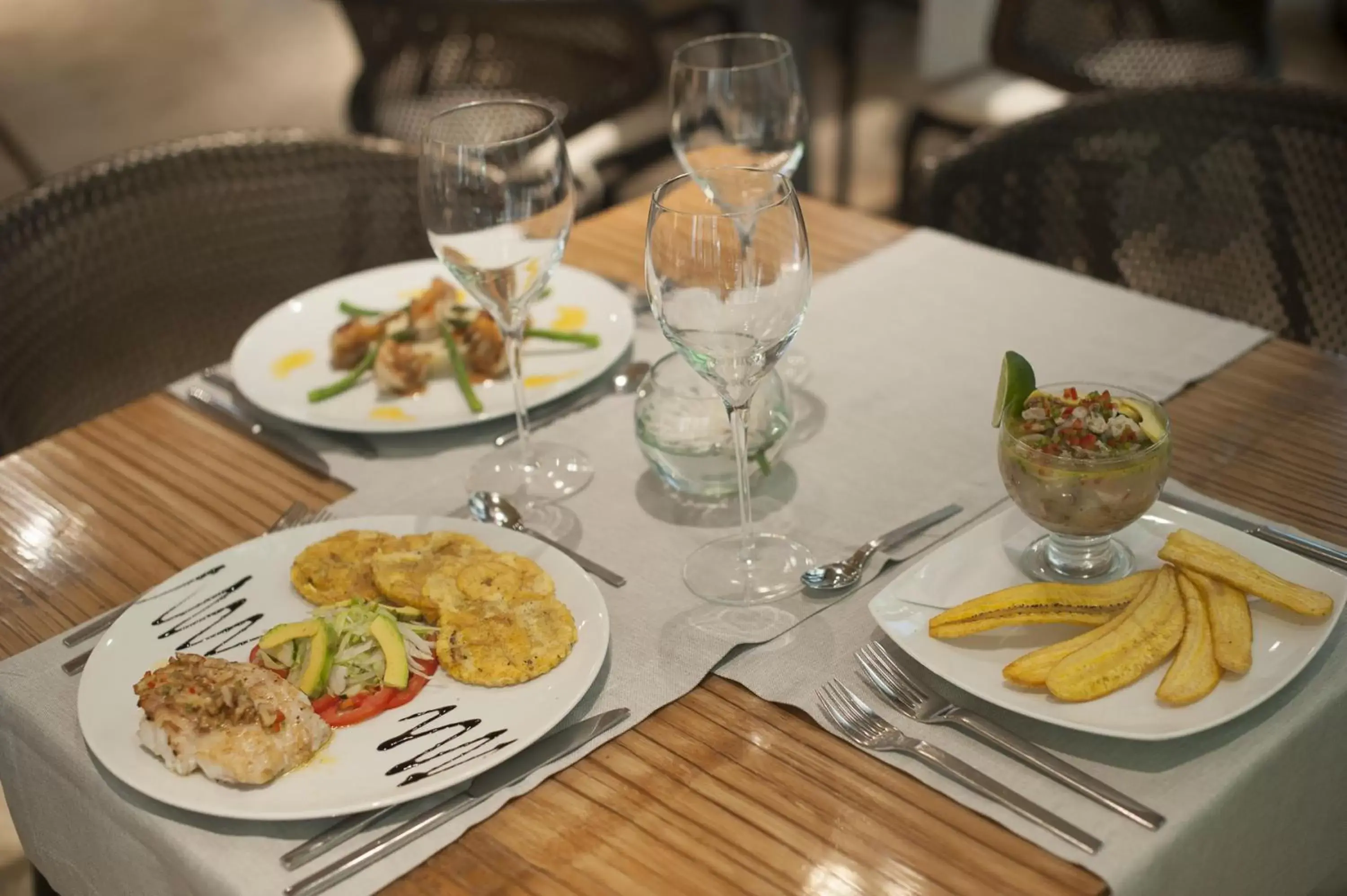 Restaurant/Places to Eat in Movich Hotel Cartagena de Indias