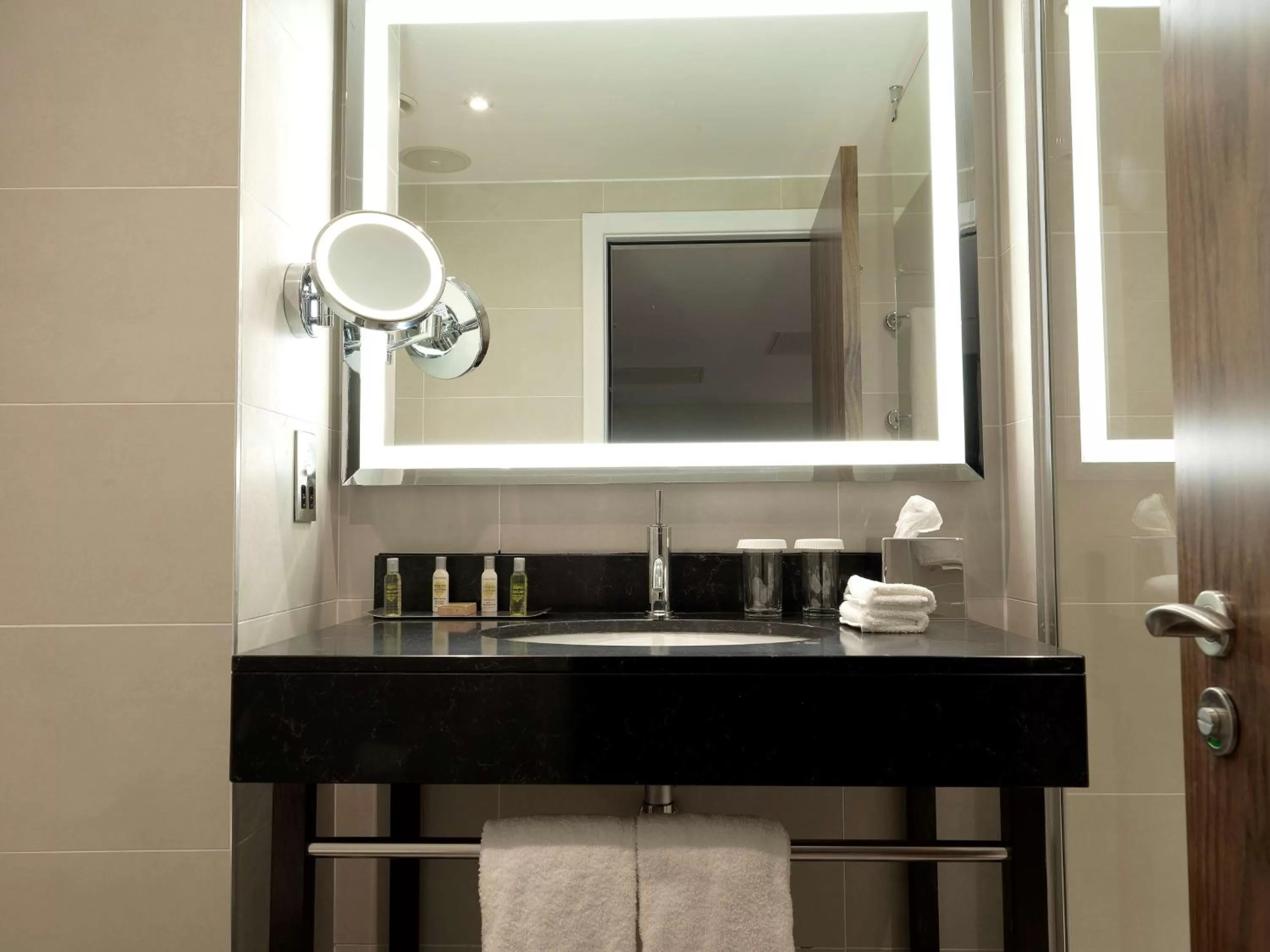 Junior Suite in DoubleTree by Hilton Chester