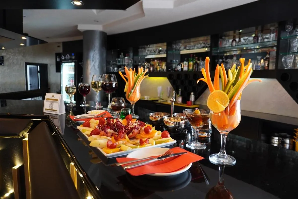 Restaurant/places to eat in Anadolu Hotels Esenboga Thermal