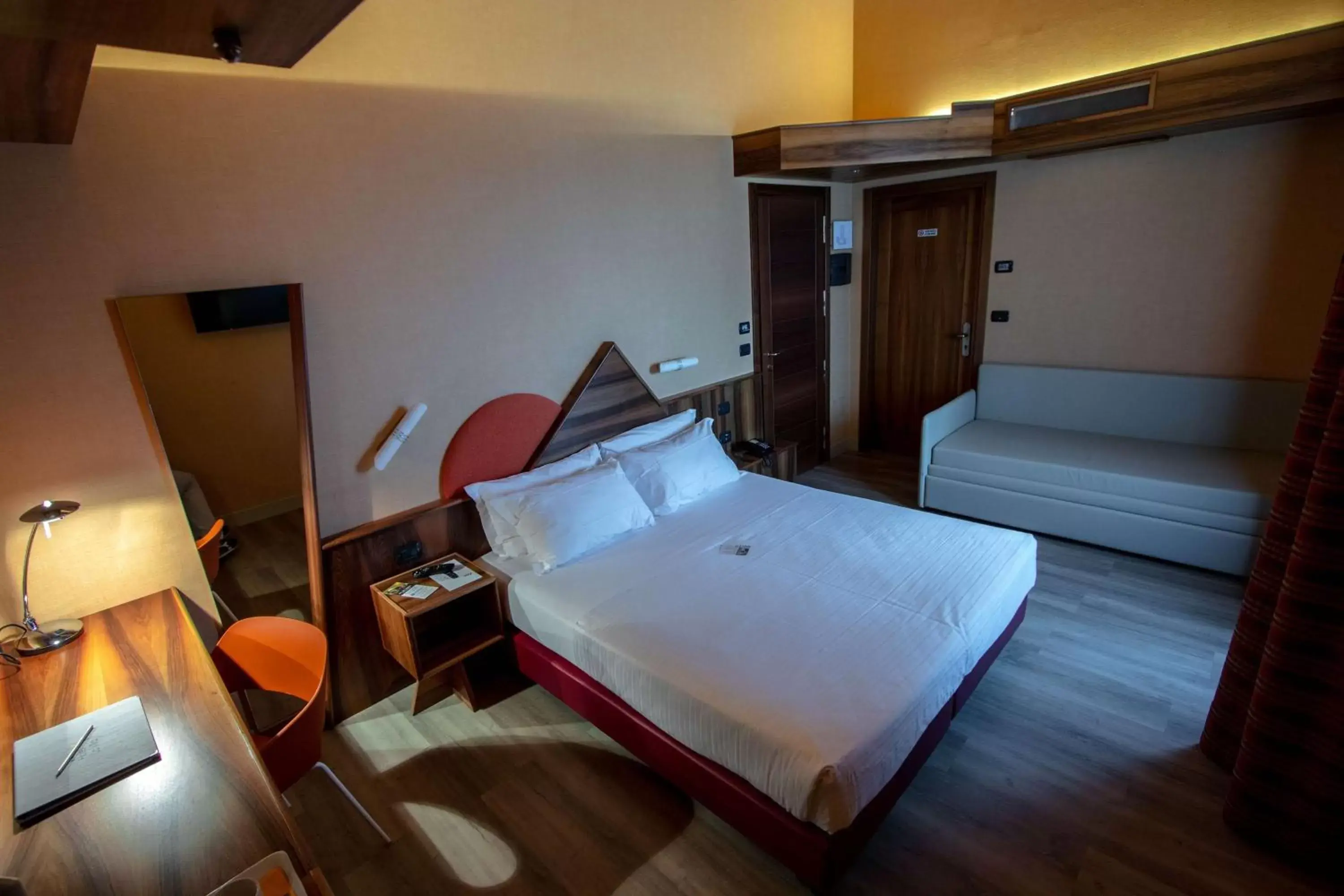 Bedroom, Bed in La Villa - Sure Hotel Collection by Best Western