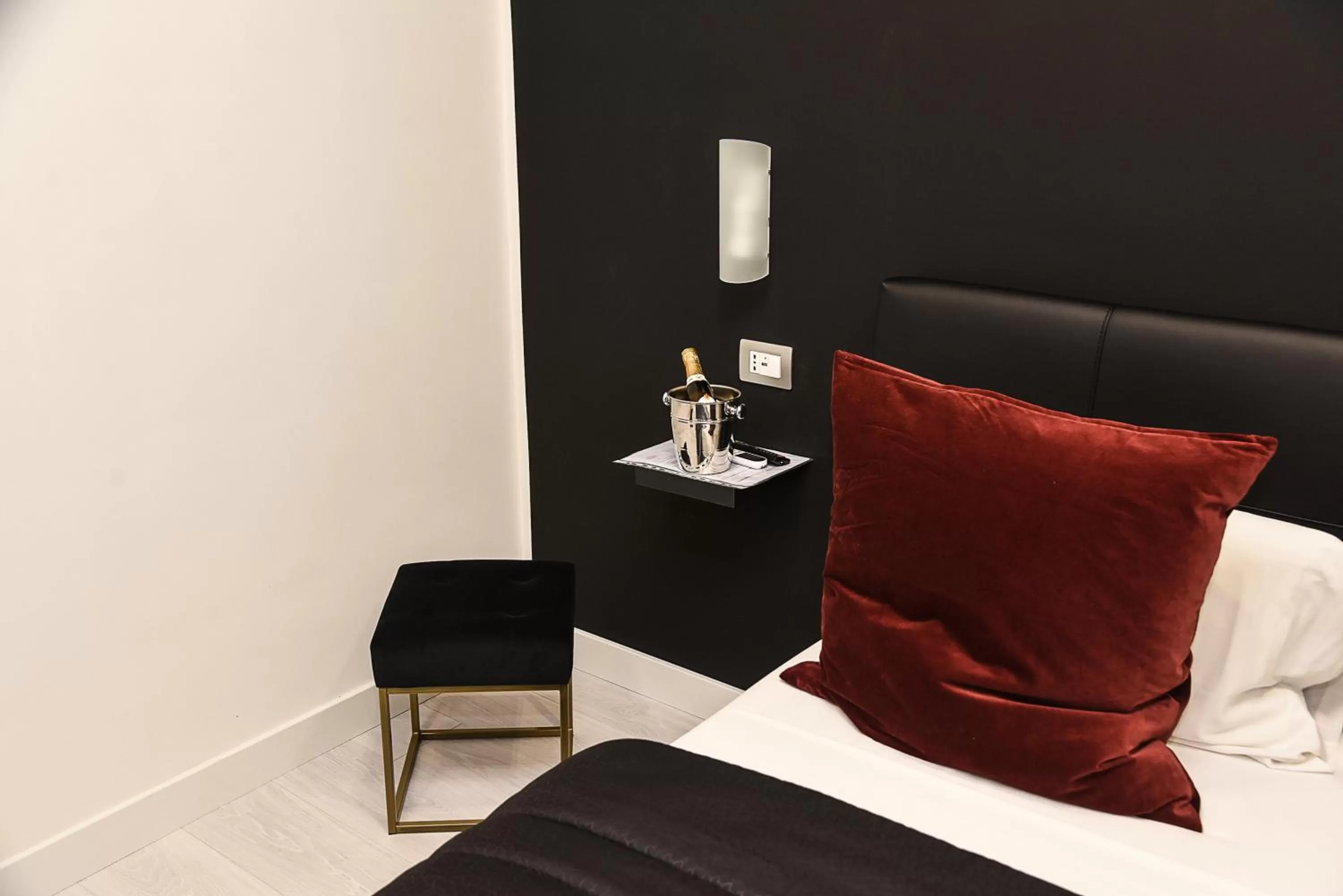 Bedroom, Bed in Hotel Kennedy