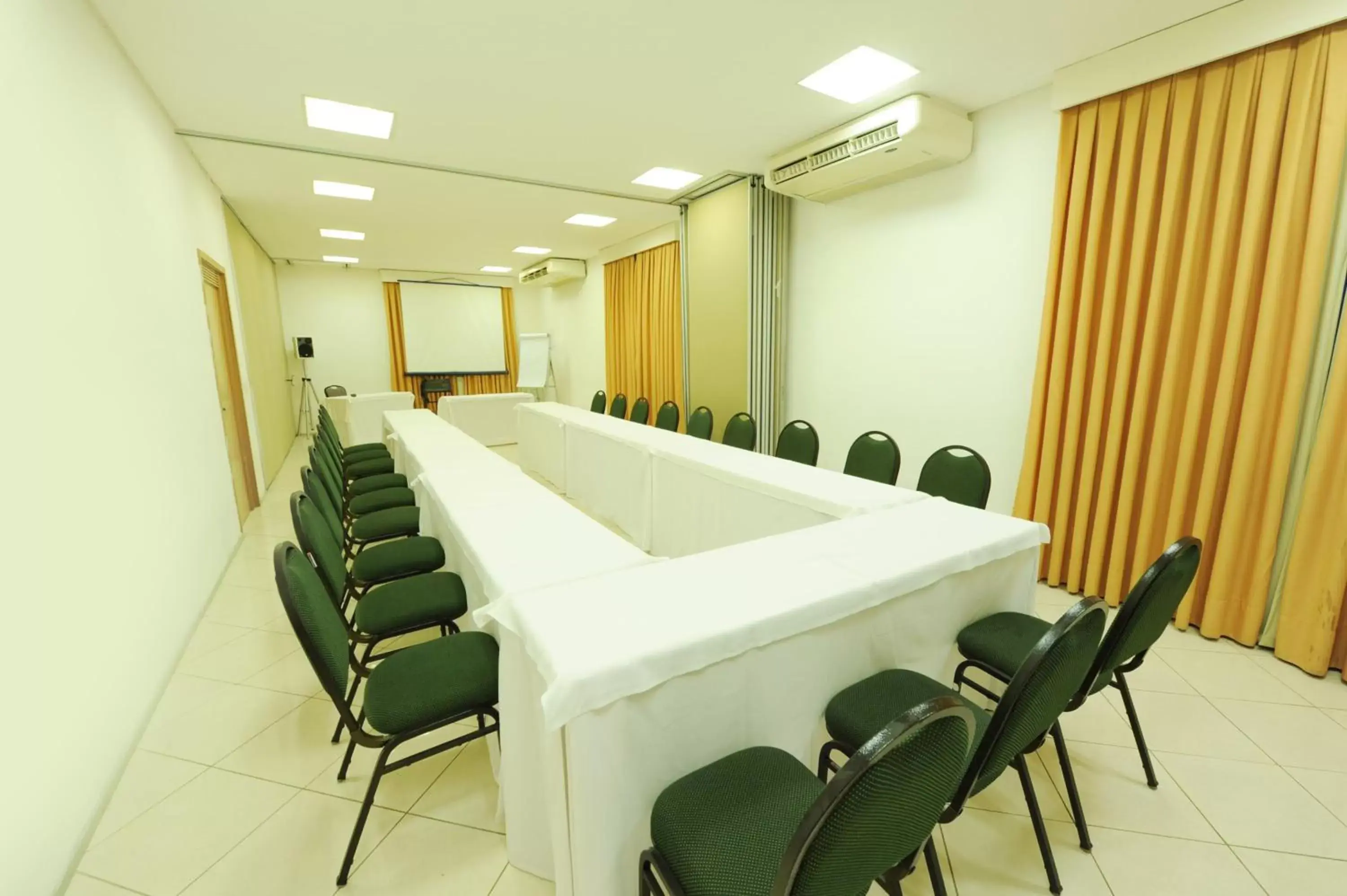 Meeting/conference room in Hotel Beira Mar