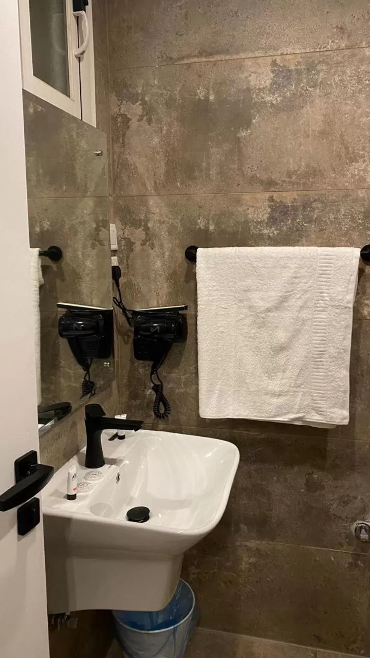 Bathroom in فندق جولدن الأندلس أبها - Golden Andalus Hotel Abha