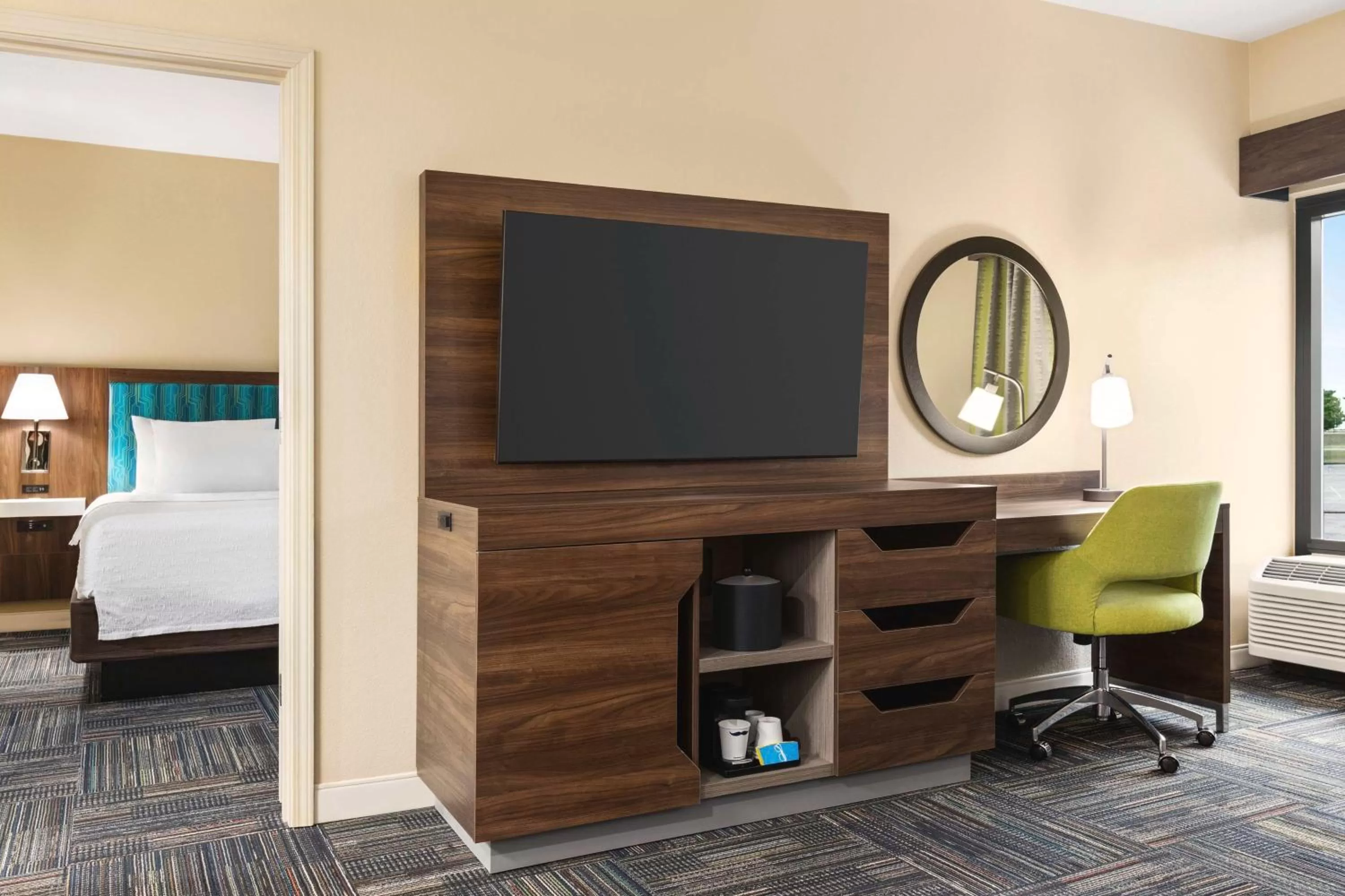 Bedroom, Bed in Hampton Inn Atlanta-Stone Mountain