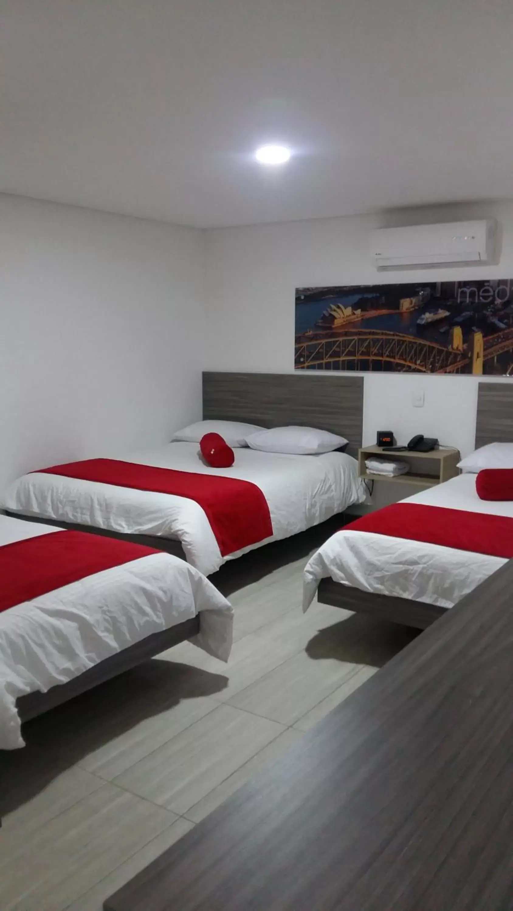 Triple Room in Hotel Med 70 Triple Room in Hotel Med 70