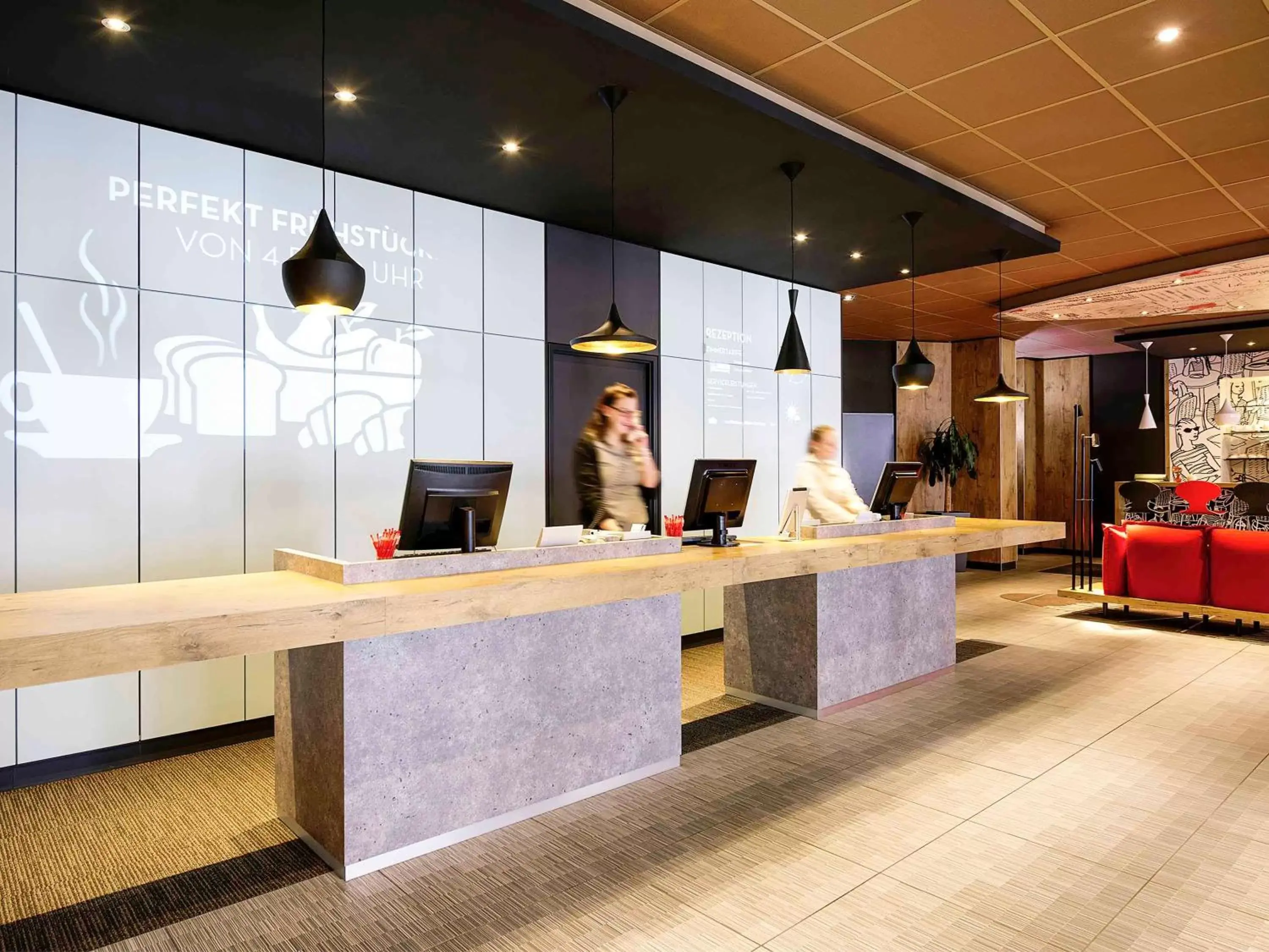 Property building, Lobby/Reception in ibis Hotel Hamburg Alster Centrum