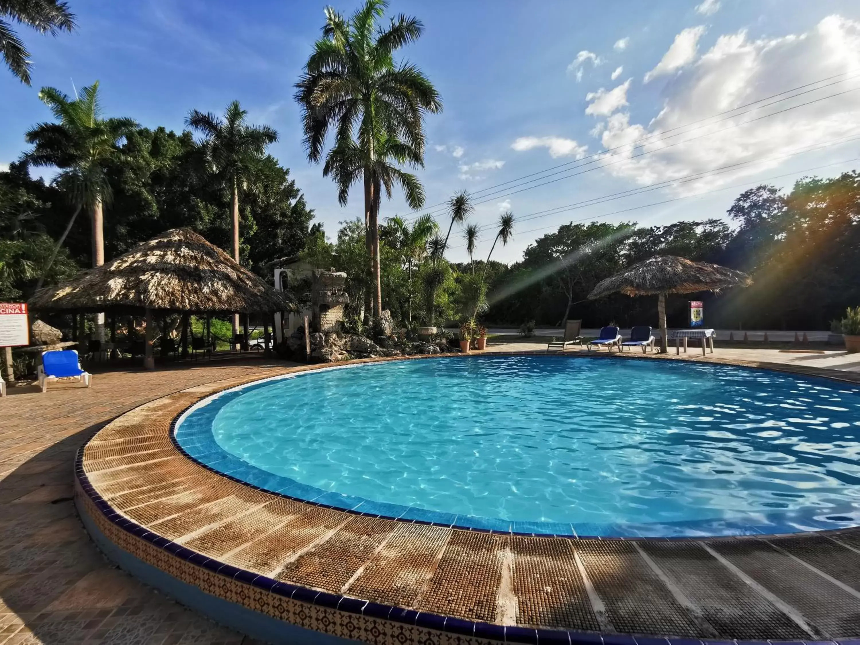 Swimming Pool in Hotel Doralba Inn Chichen