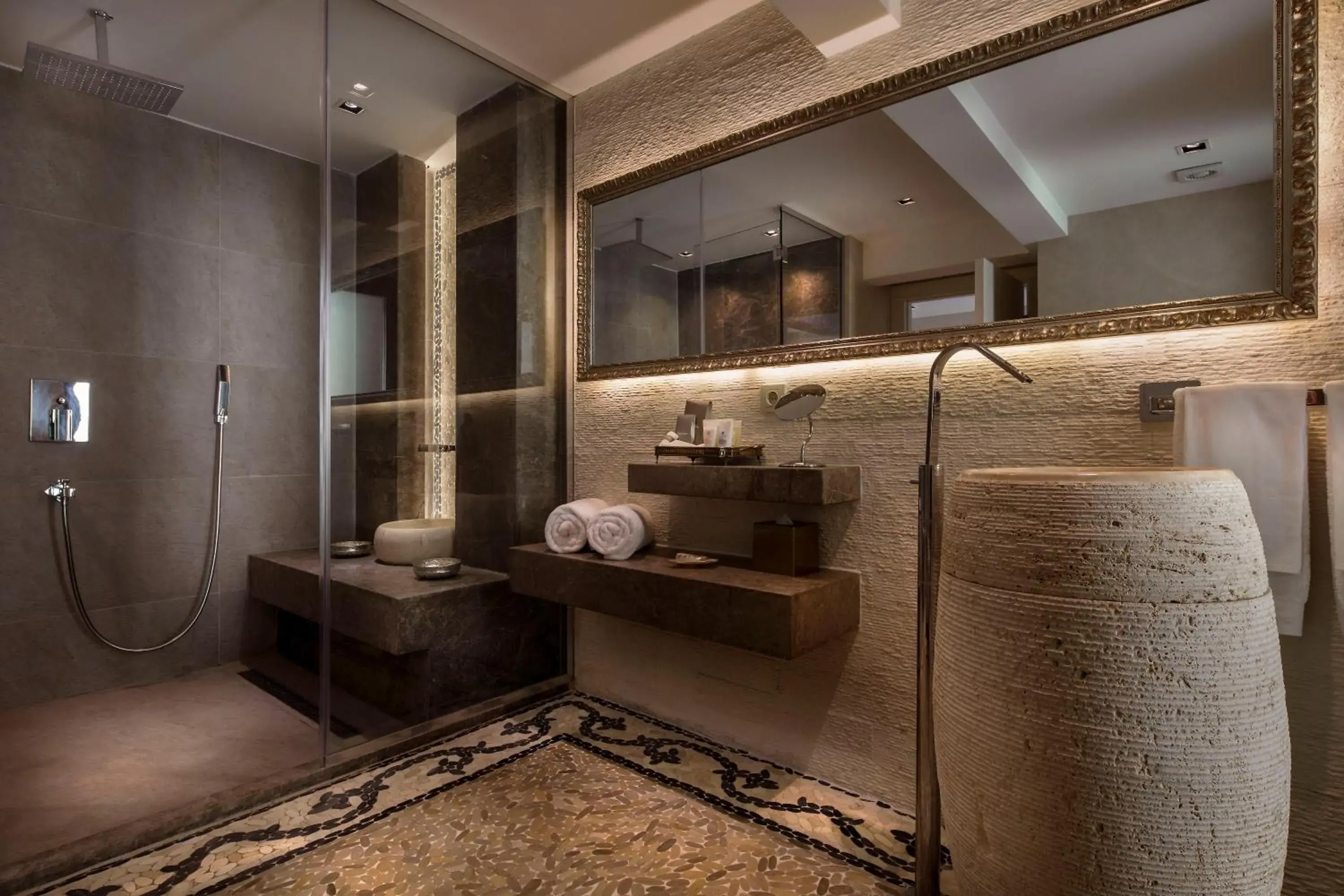 Superior Triple Room with Sea View in Marti Hemithea Hotel Superior Triple Room with Sea View in Marti Hemithea Hotel