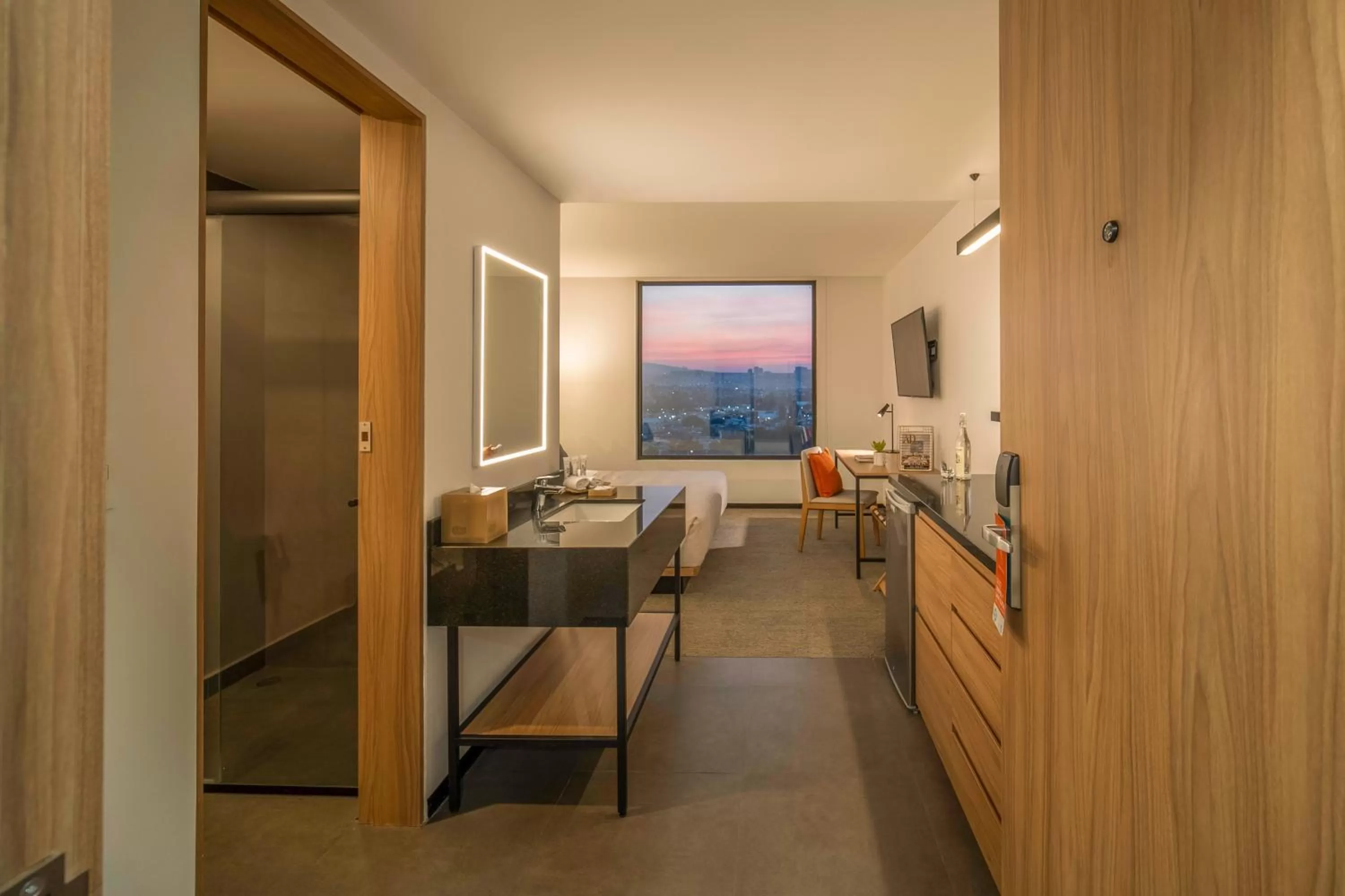 Photo of the whole room in Stadía Suites Querétaro Centro Histórico