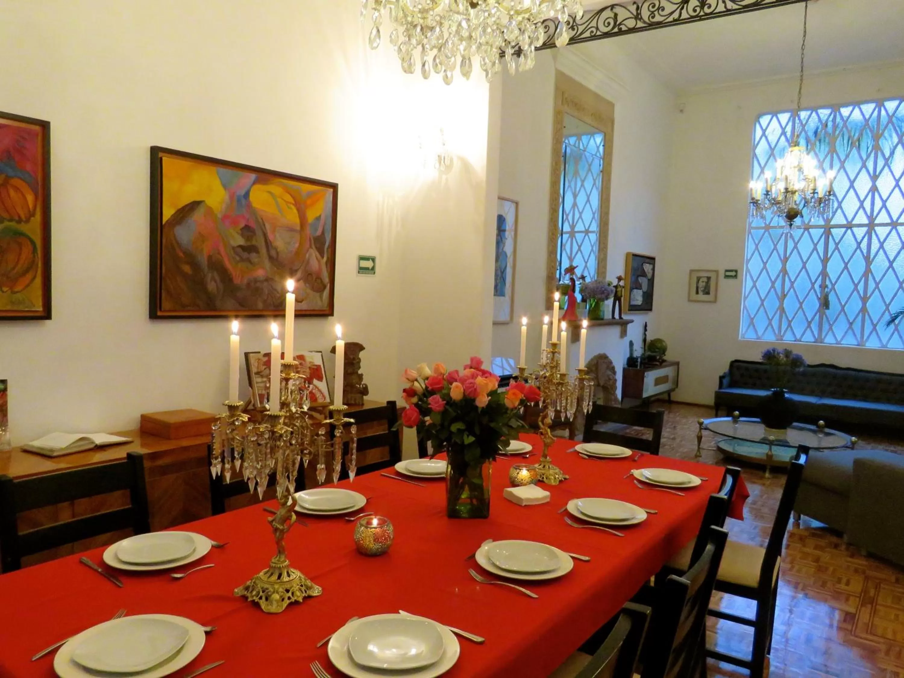 Restaurant/Places to Eat in Casa Comtesse