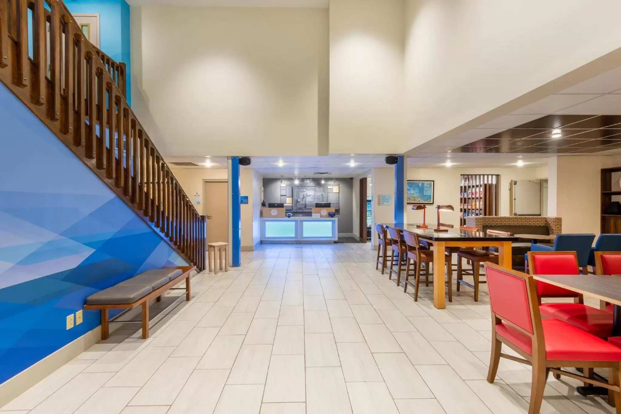 Property building in Holiday Inn Express Vermilion by IHG Property building in Holiday Inn Express Vermilion by IHG