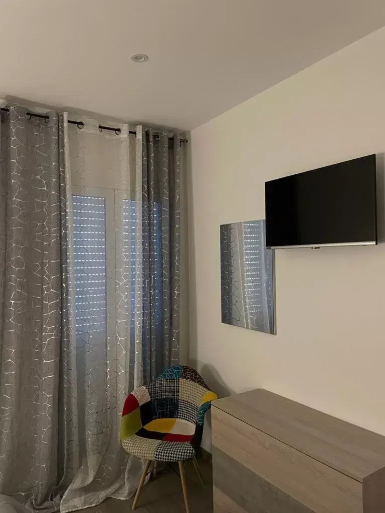 TV/Entertainment Center in Dal Barone Rooms