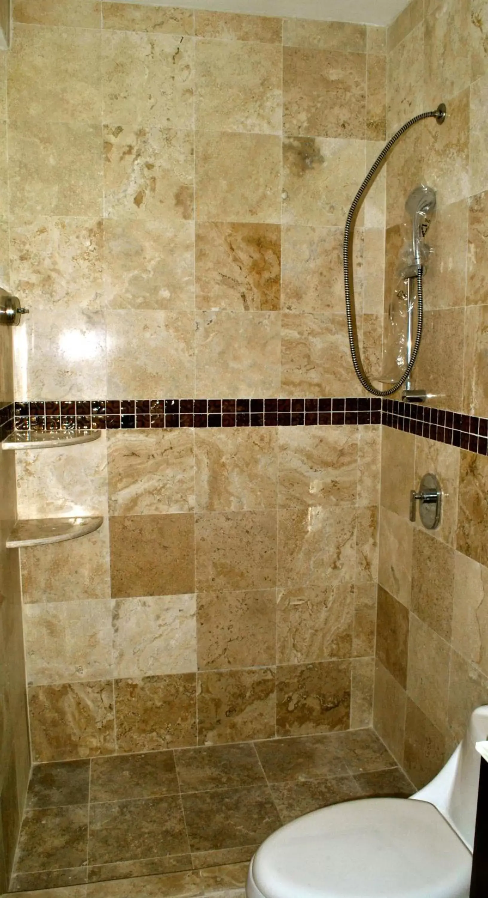 Shower, Bathroom in Hotel Punta Esmeralda