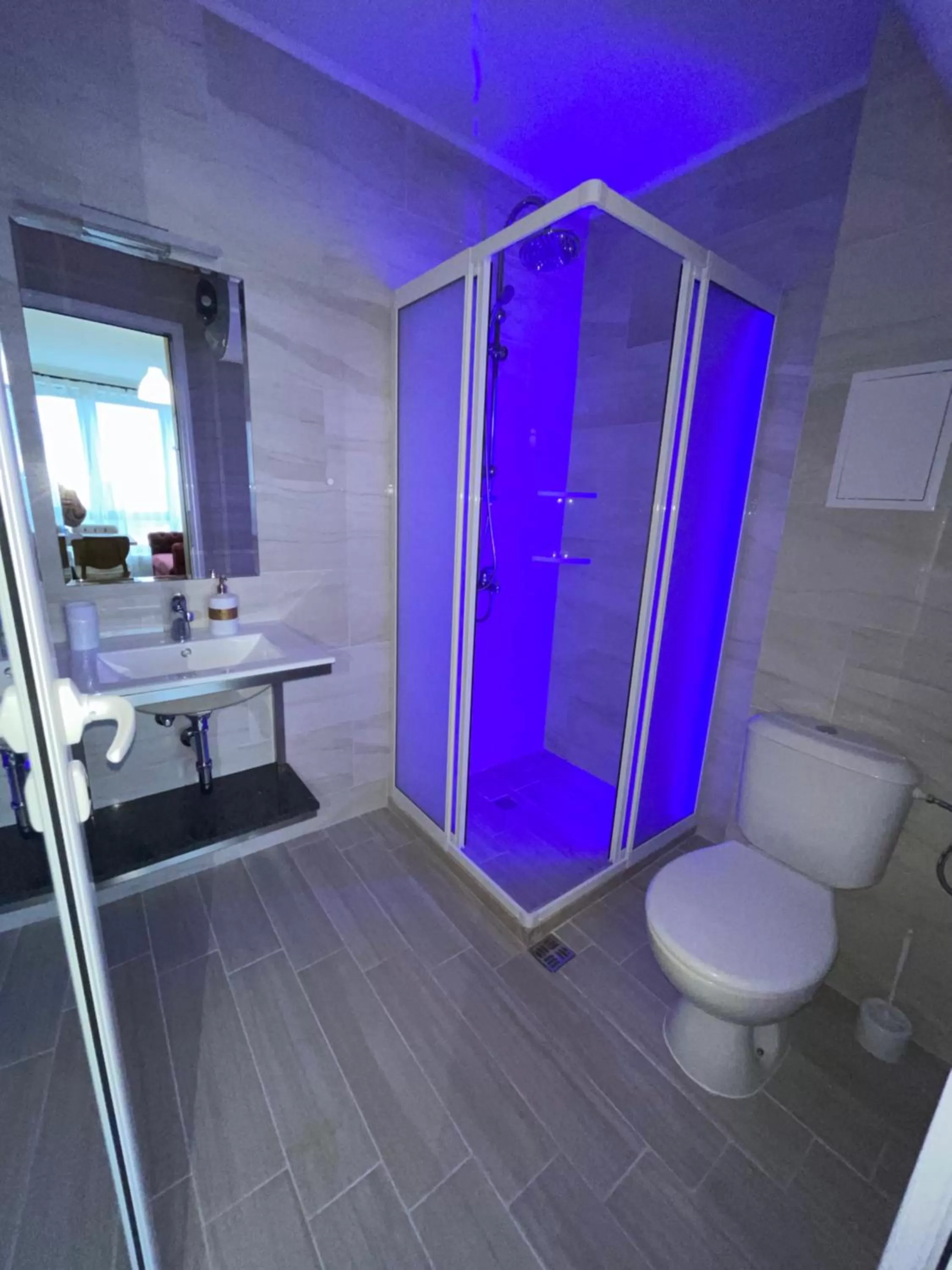 Bathroom in WOW Apartments