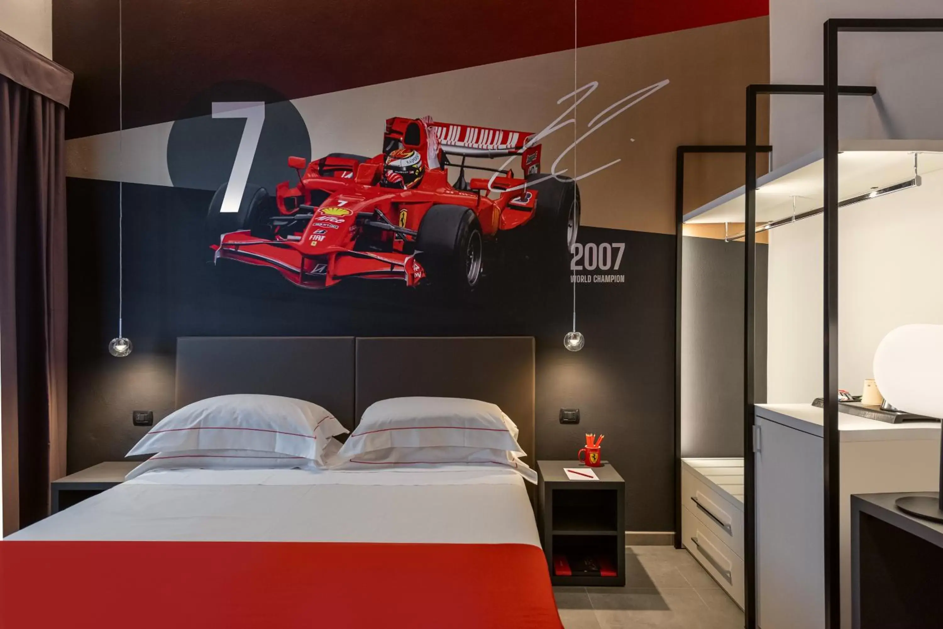 Photo of the whole room, Bed in Hotel Maranello Village