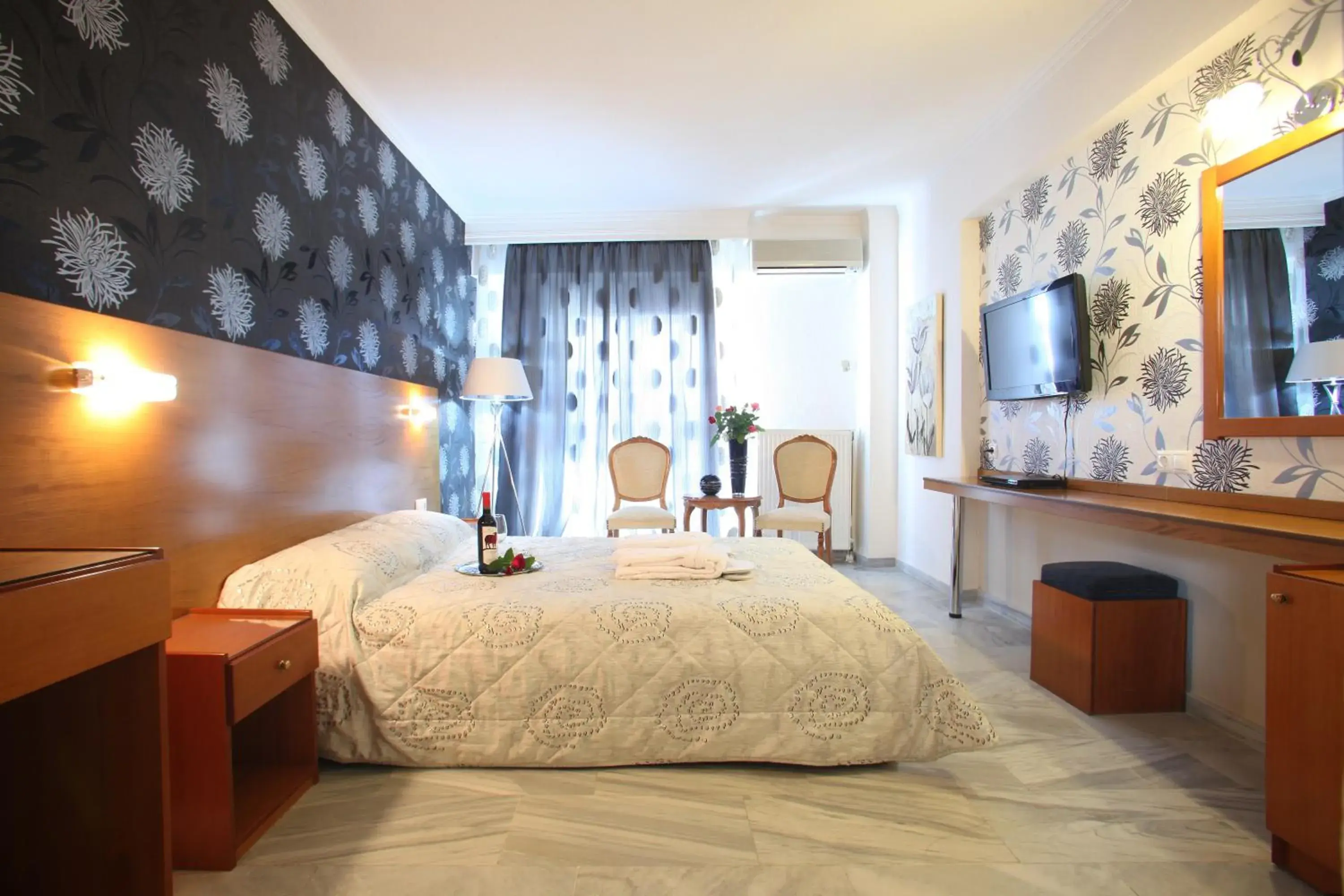 Bedroom, Bed in Hotel Mallas